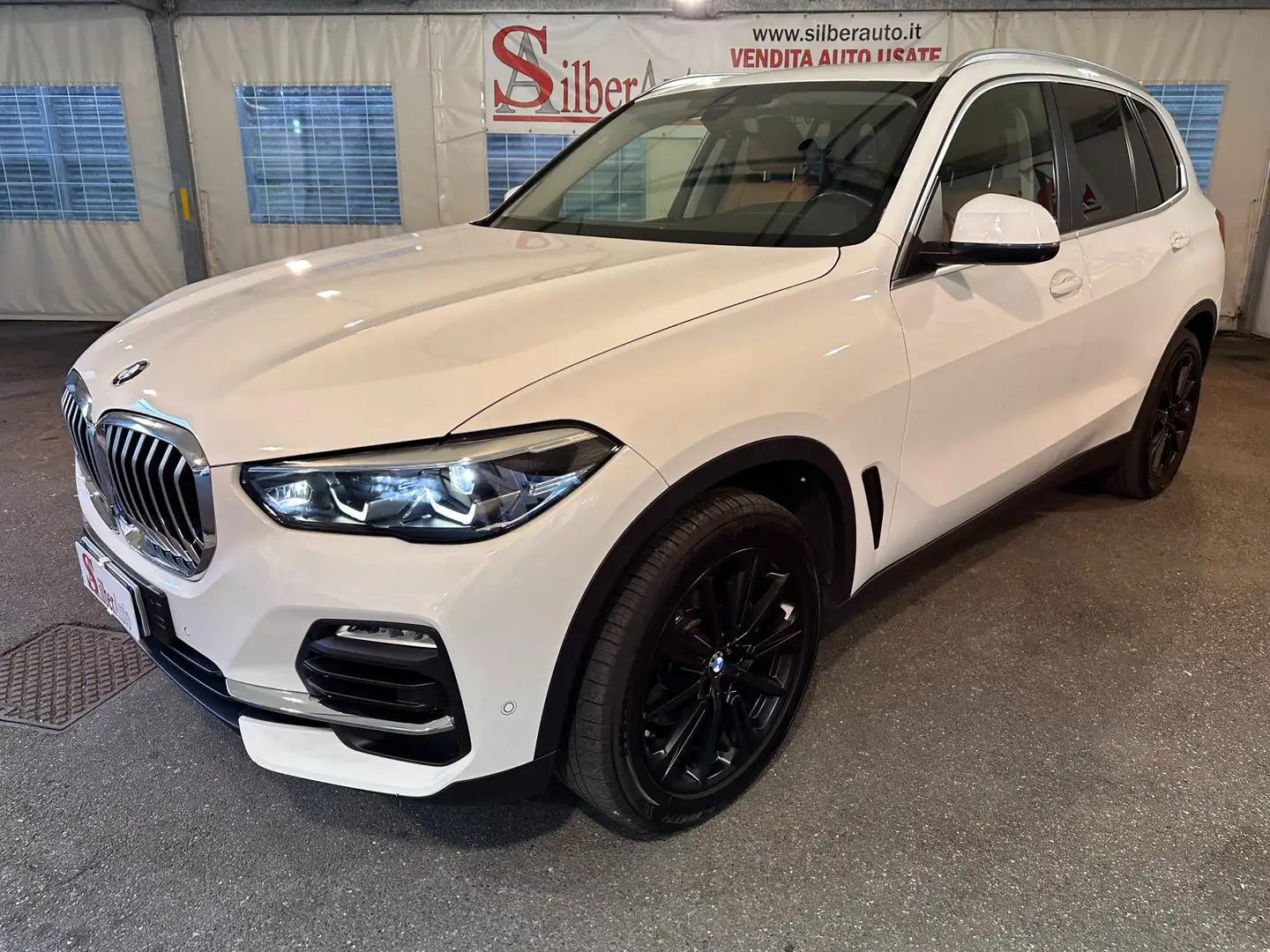 BMW X5 xdrive40i Automatico 340 CV Bianco - 1