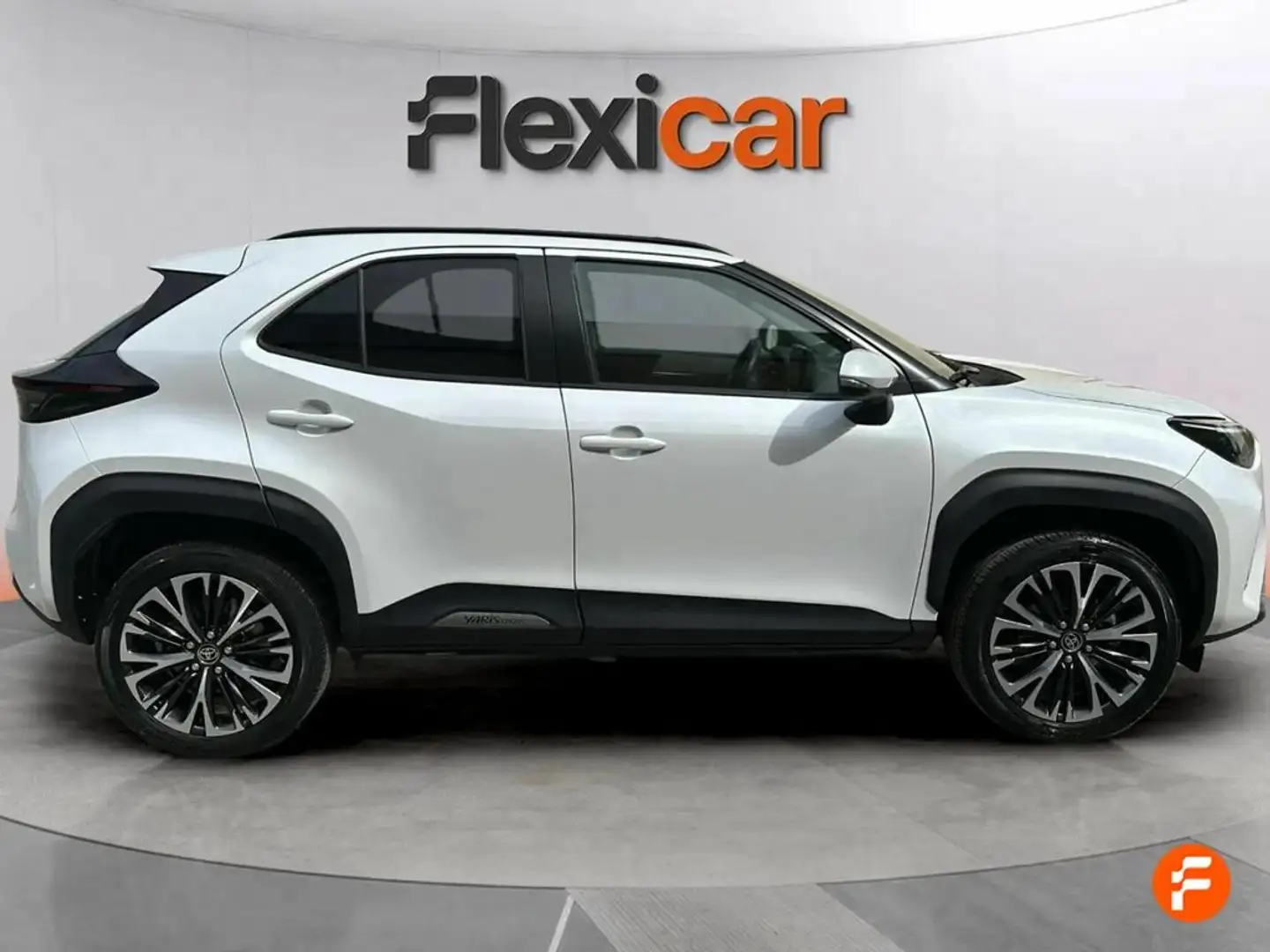 Toyota Yaris Cross 1.5 120H Active Plus Blanco - 2
