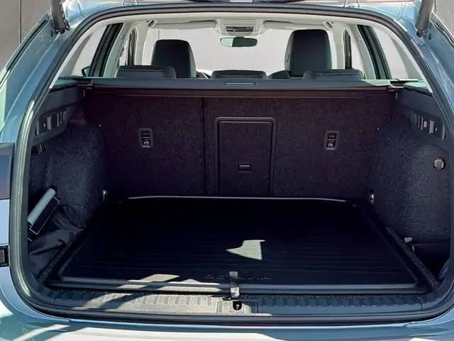 Skoda Octavia view 13