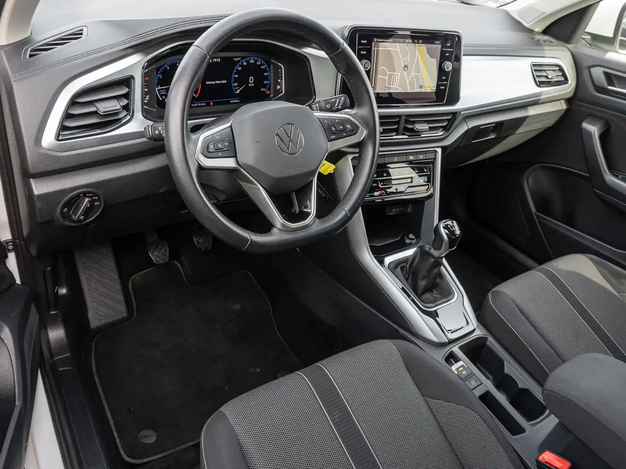 Volkswagen T-Roc 1.0 TSI DSG Life 9