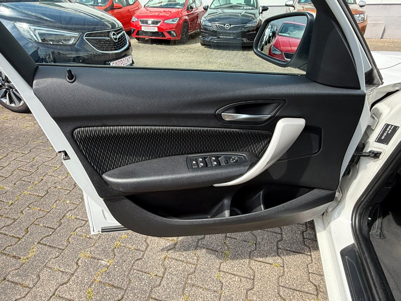 BMW 116 i LIM KLIMANLAGE/SITZHEIZUNG/PDC — photo 9
