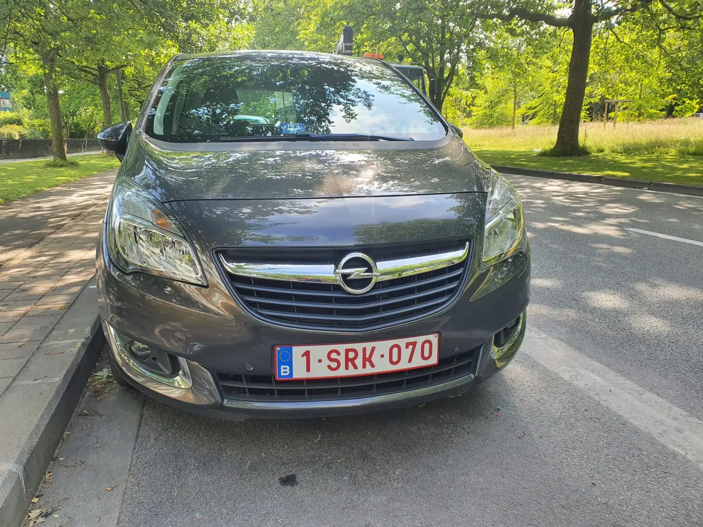 Opel Meriva 1.4 Turbo Ultimate Edition Gris - 2