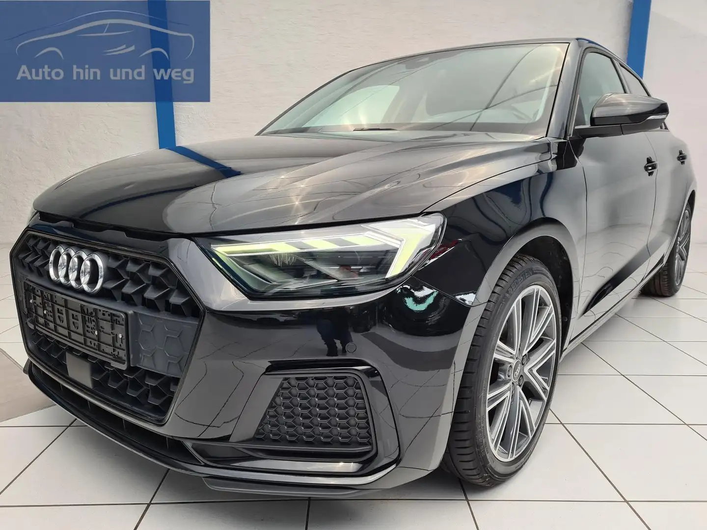 Audi A1 Sportback 25TFSI advanced S-Tronic LED | NAVI Schwarz - 1