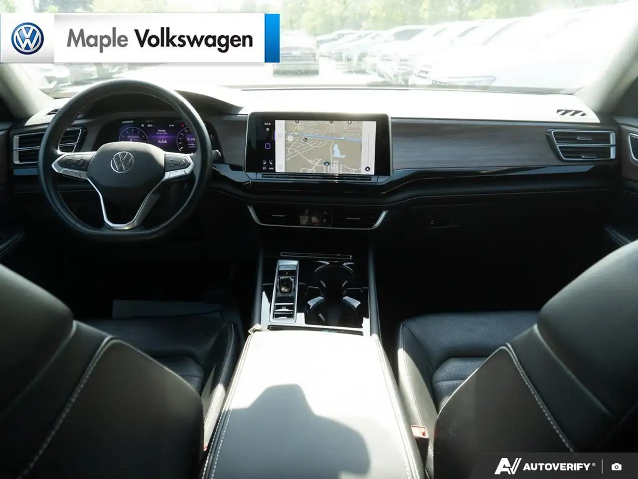 Volkswagen Atlas снимка Volkswagen Atlas