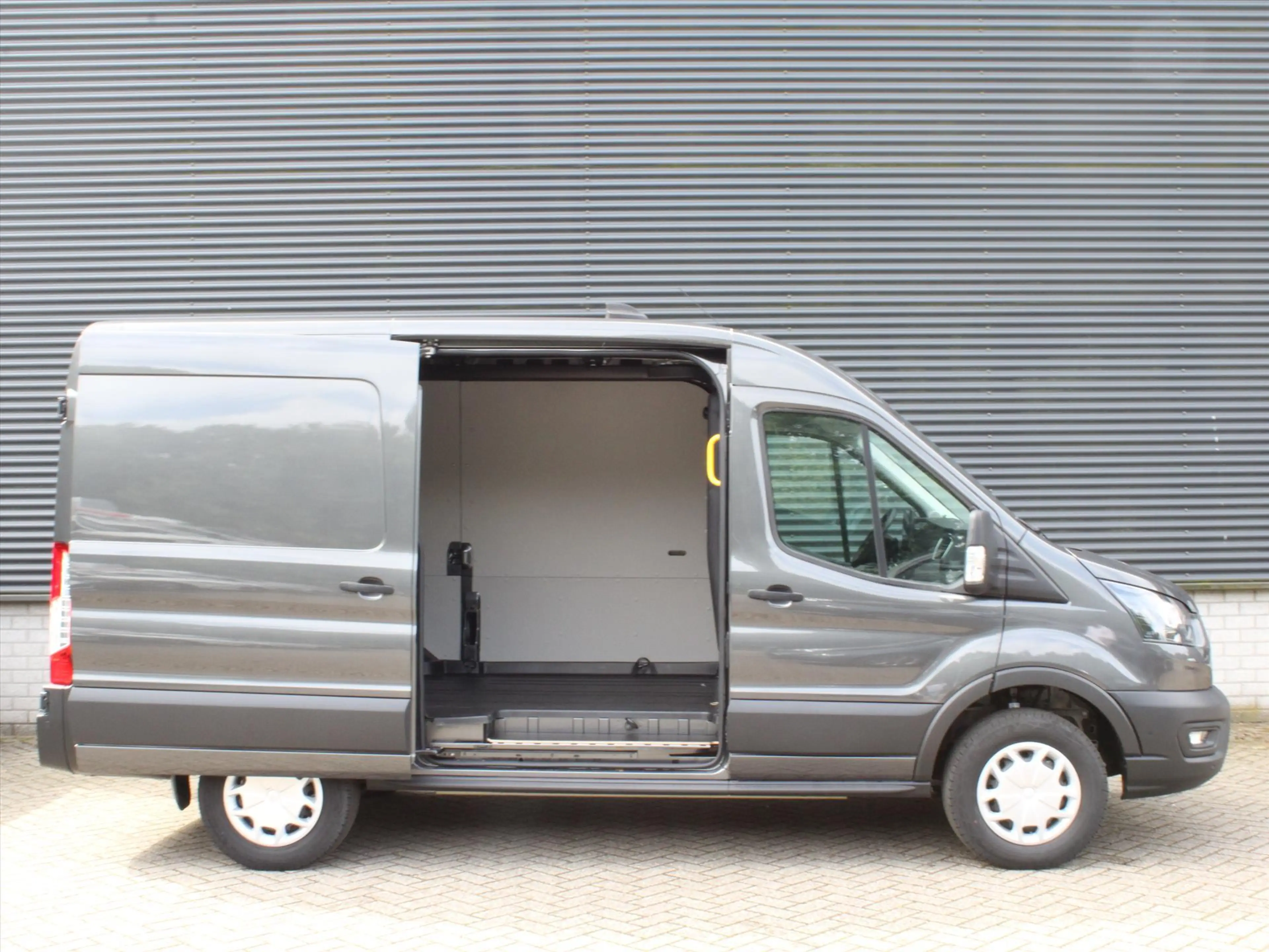 Ford E-Transit Trend GB 350 L2H2 68kWh 184pk RWD | Driver Assista — photo 5