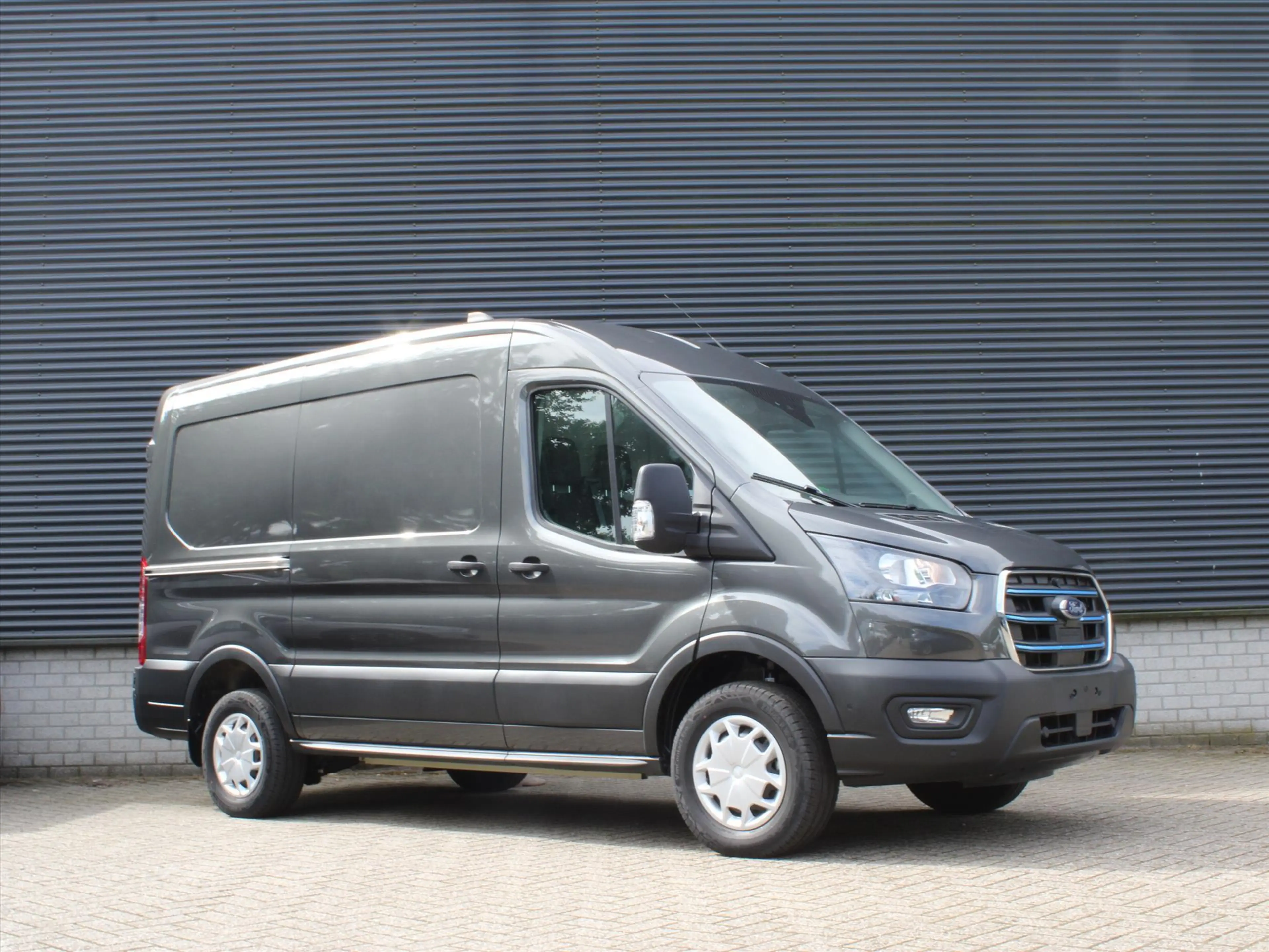 Ford E-Transit Trend GB 350 L2H2 68kWh 184pk RWD | Driver Assista — photo 3