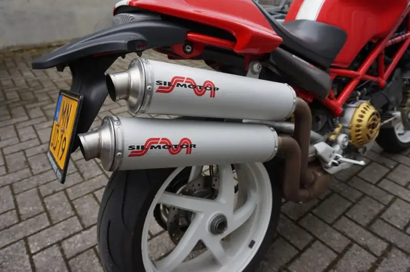 Ducati Monster S4R - foto 7