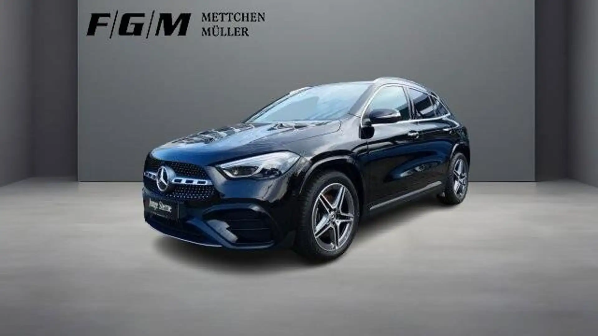 Mercedes-Benz GLA 200 AMG Line 360|AHK|KeyGo|MBeam|Pano|S-Dach Negro - 1
