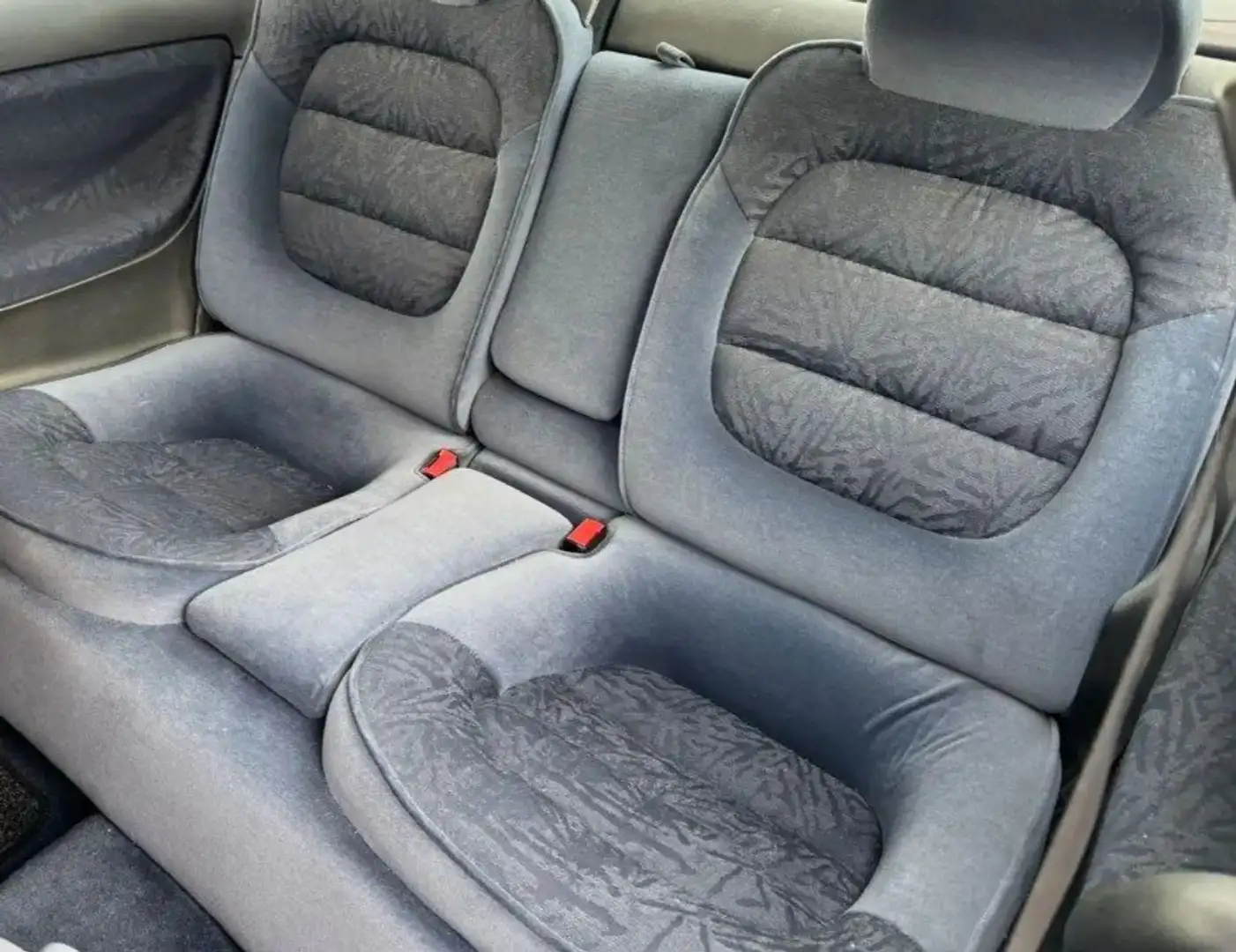 Peugeot 406 406+Coupe+2.0+16V+Platin Modrá - 2