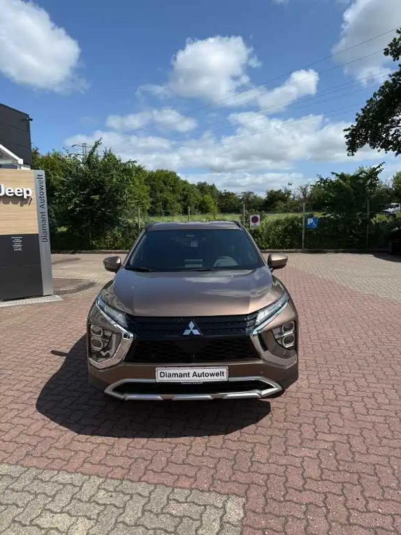 Mitsubishi Eclipse Cross Plug-in Hybrid PLUS 2.4 MIVEC 4WD Braun - 2