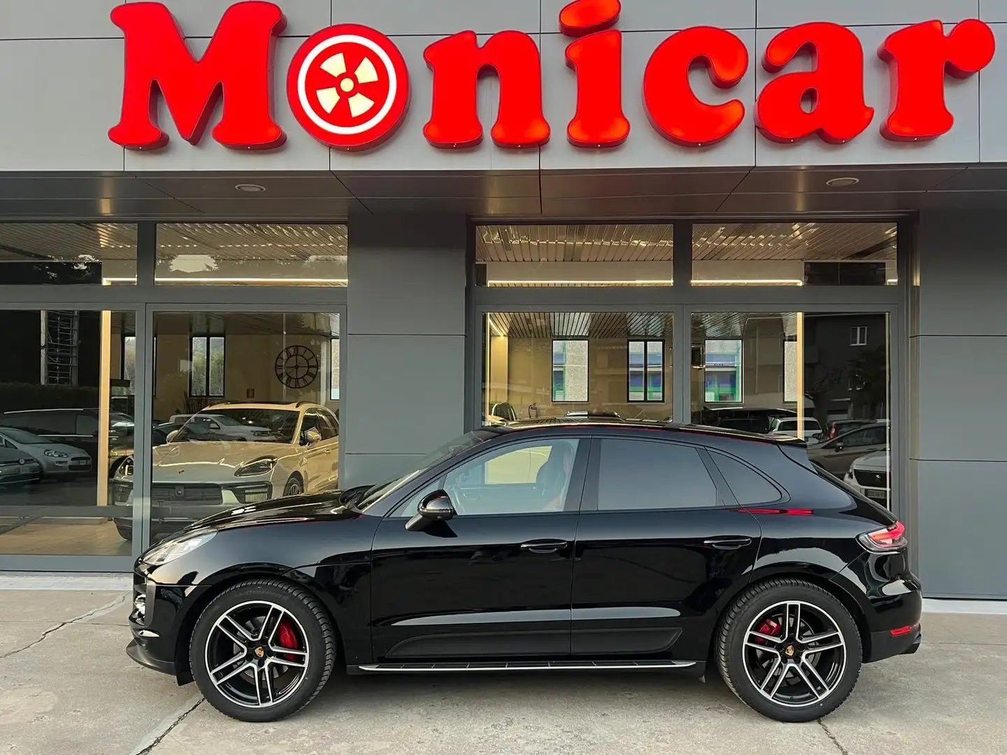 Porsche Macan Macan I 2019 2.0 245cv pdk Noir - 1