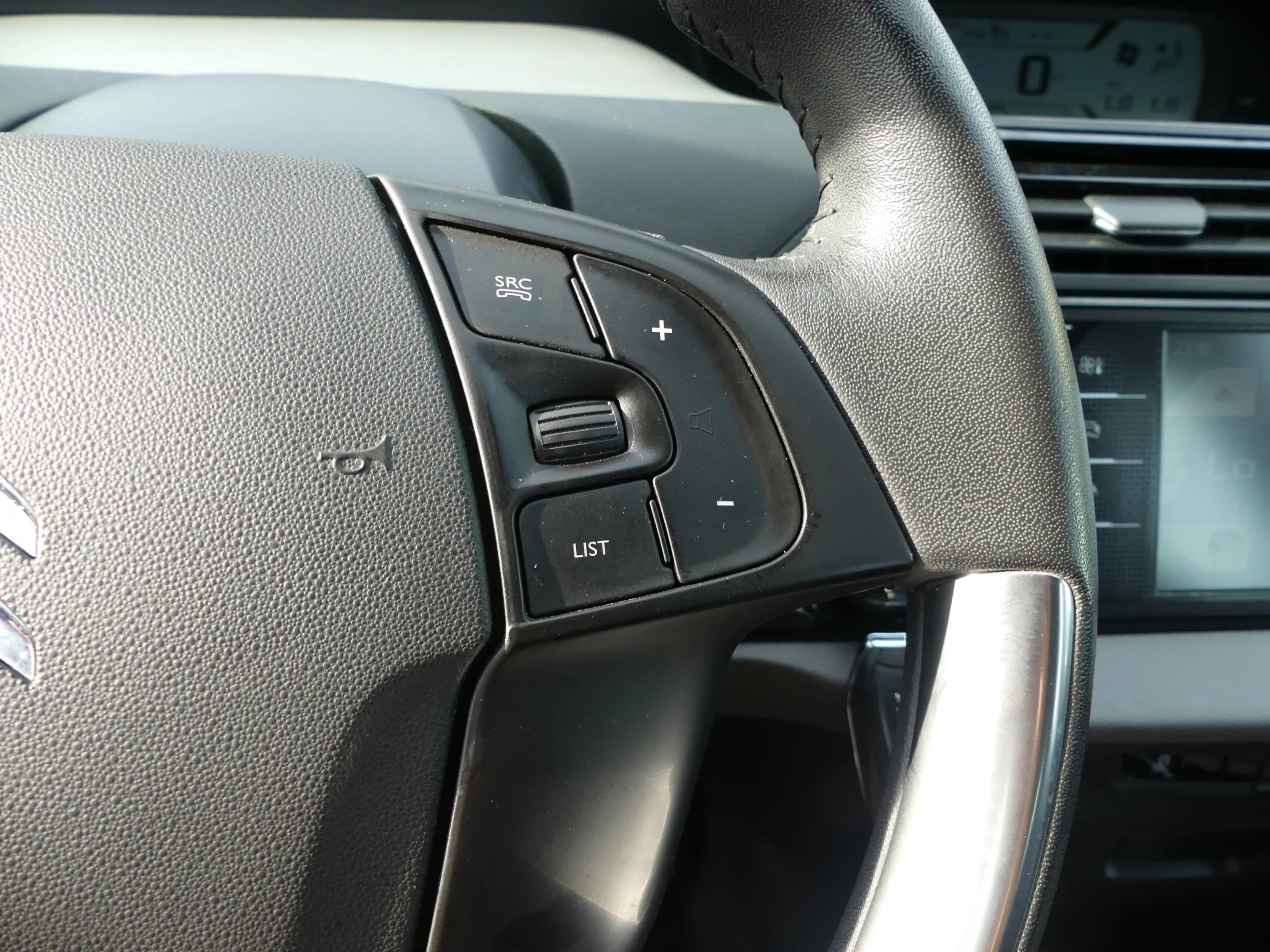 Citroen C4 Picasso Seduction | TEMPOMAT | SHZ | PDC — photo 15
