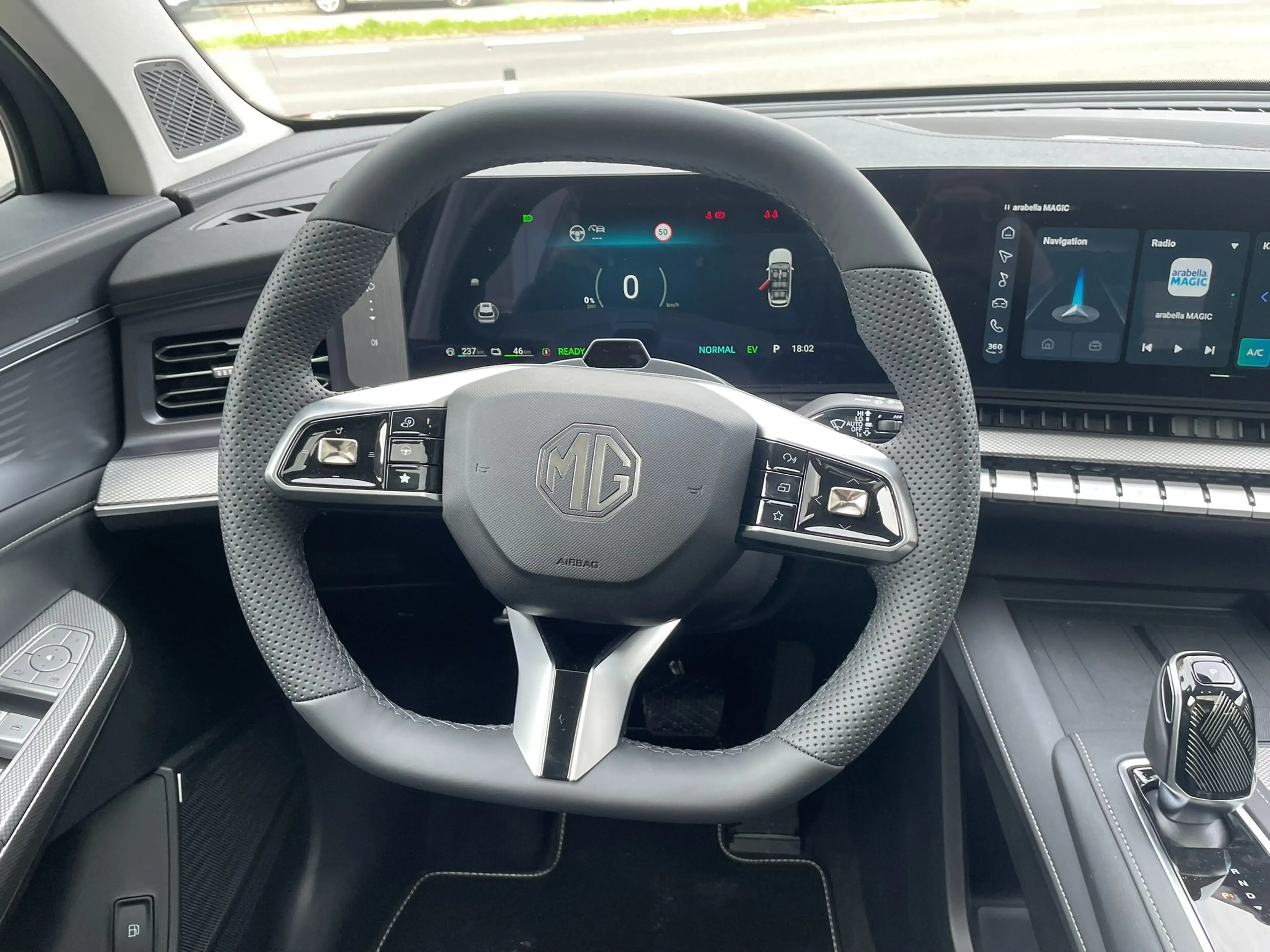 MG MGS9 PHEV Luxury 24,7kw Bose 7-Sitzer — photo 14