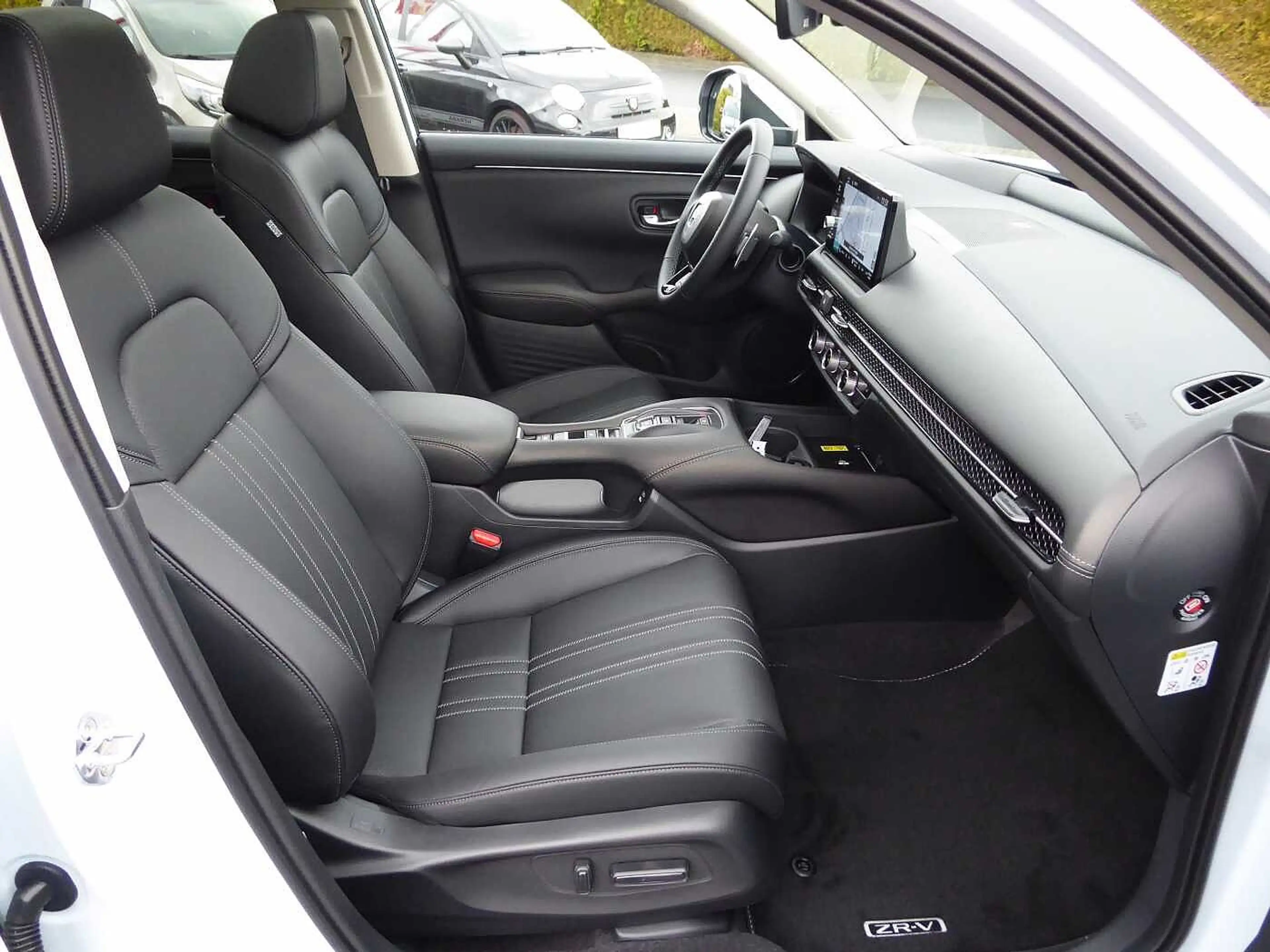 Honda ZR-V Hybrid e:HEV 2.0 i-MMD Advance / Schiebedach — photo 14