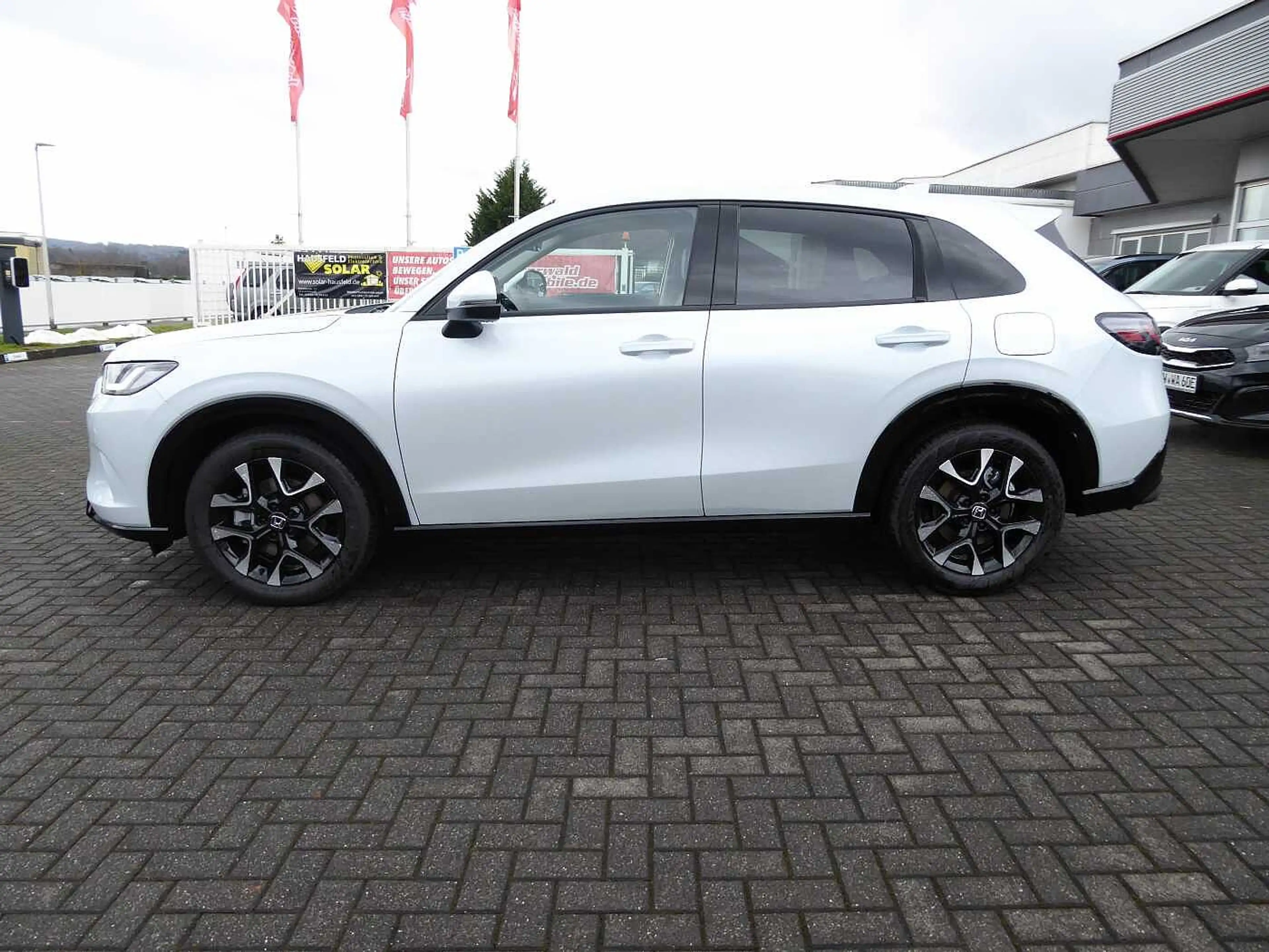 Honda ZR-V Hybrid e:HEV 2.0 i-MMD Advance / Schiebedach — photo 6