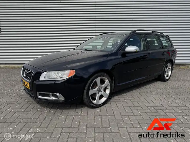 Volvo V70 2.0T R-Design | Stoelverwarming | Trekhaak |