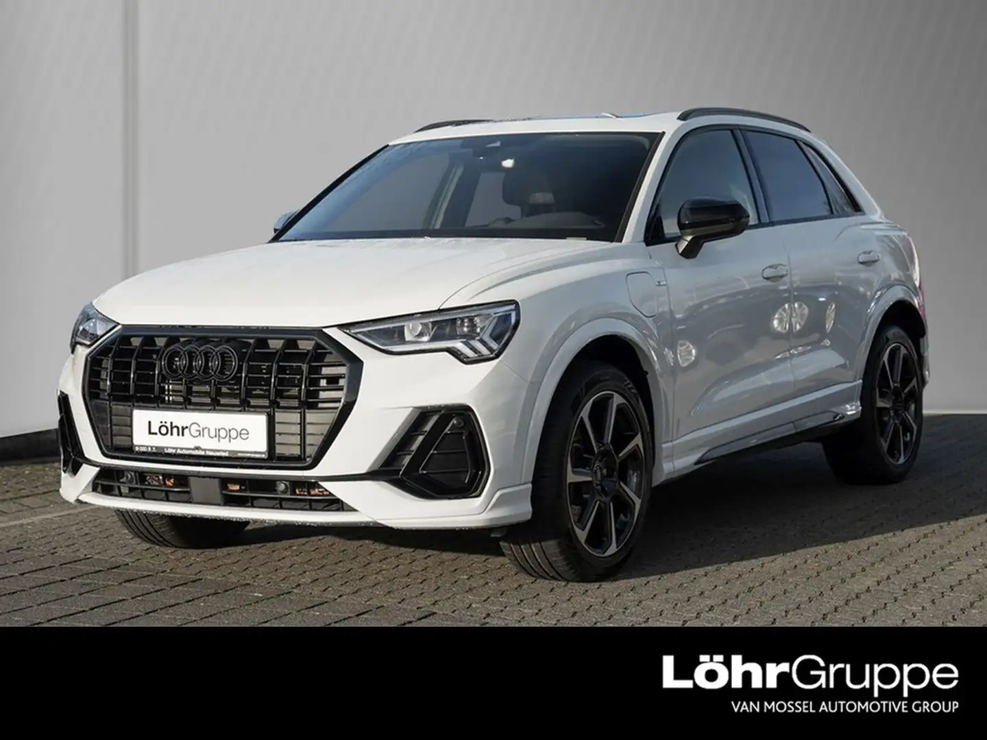 Audi Q3 45 TFSIe S tronic S Line /Pano/AHK/Sonos/LED Weiß - 1