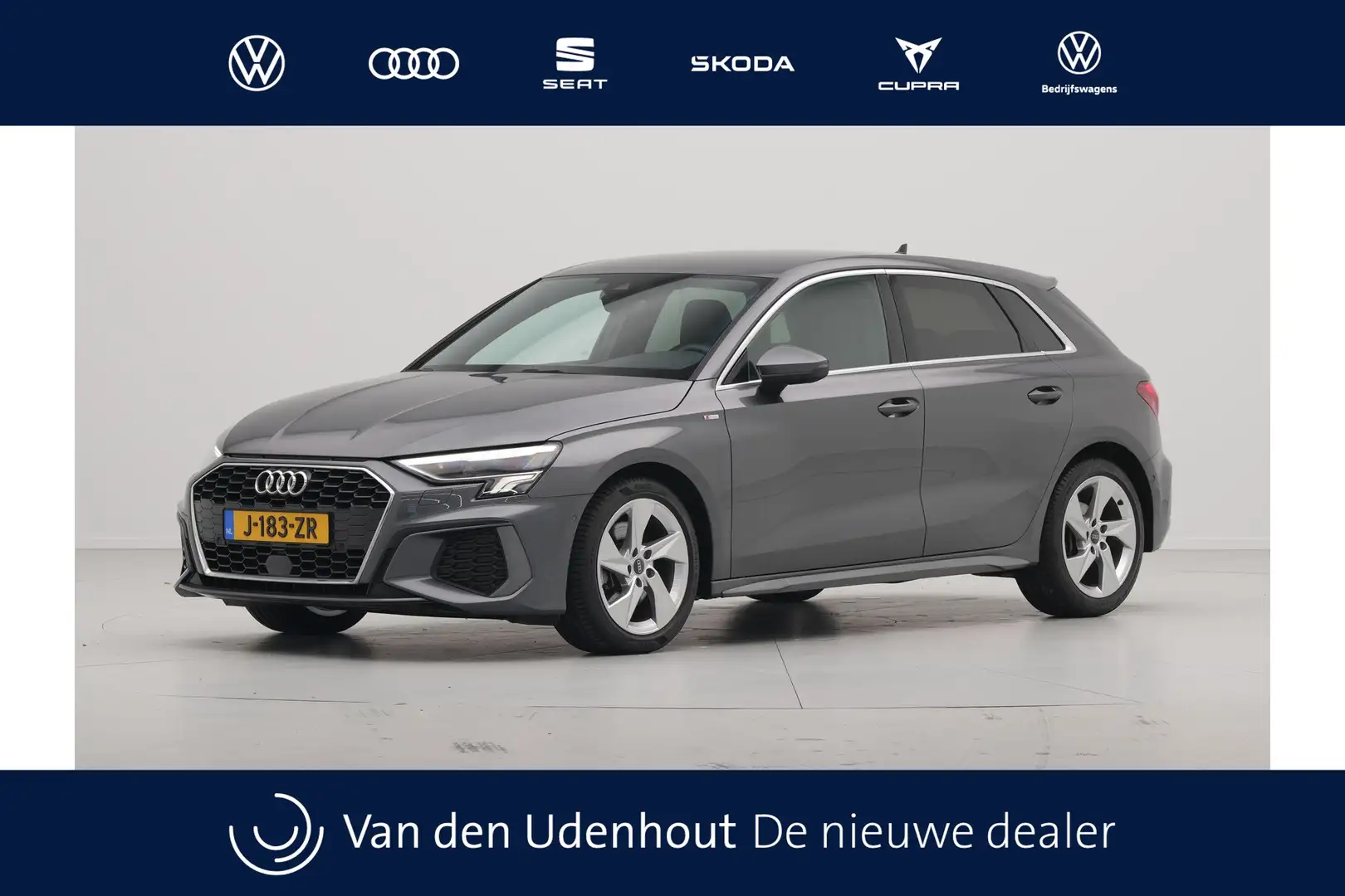 Audi A3 Sportback 35 TFSI 150pk S-tronic S-line Navigatie Gris - 1