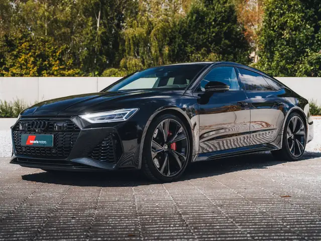 Audi RS7 view 3