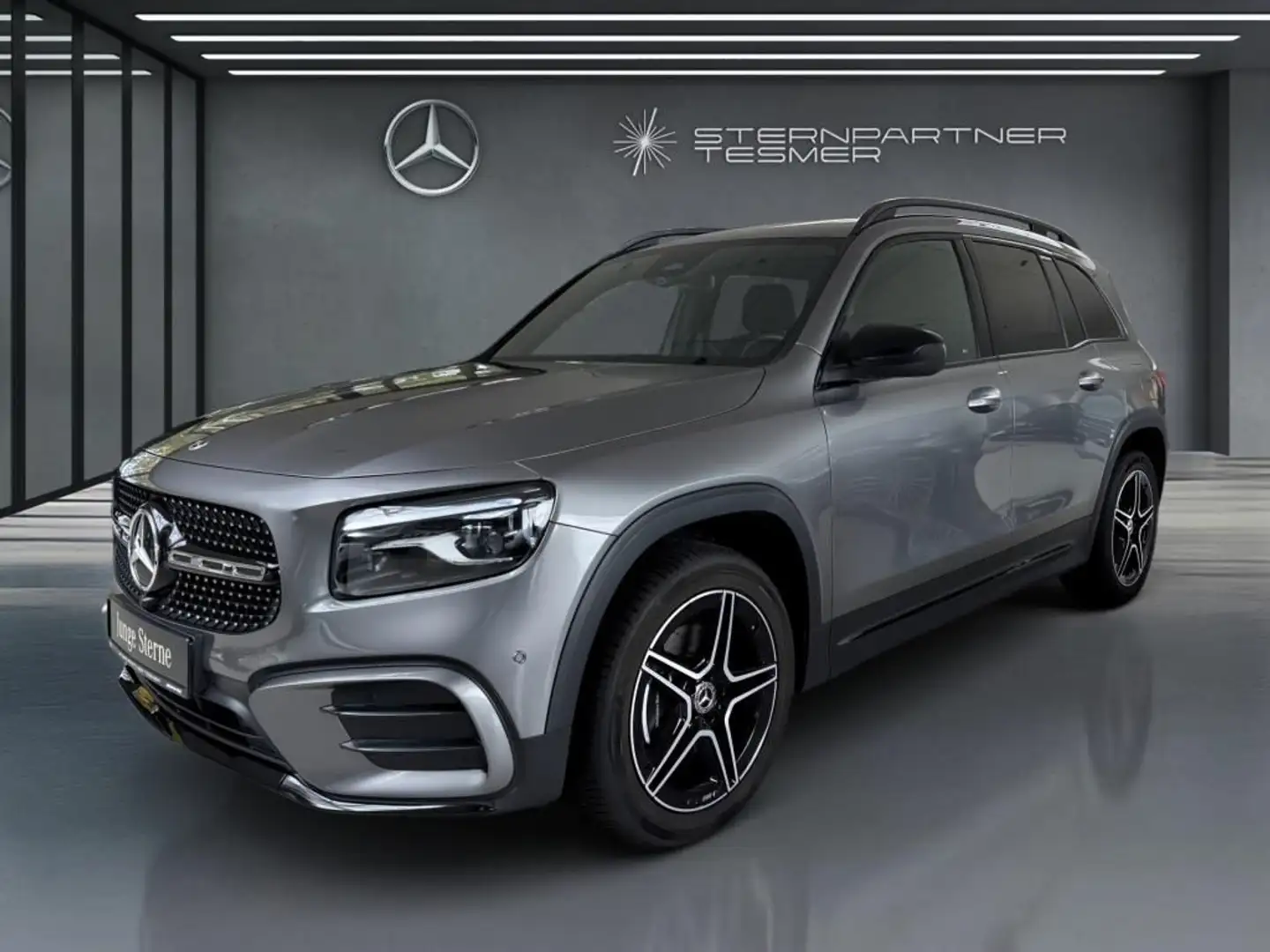 Mercedes-Benz GLB 200 d AMG,Night,MBEAM,DISTR,KAMERA,AMBIE,AHK Grau - 1