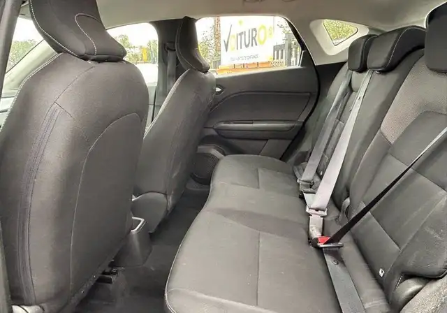 Renault Captur view 9