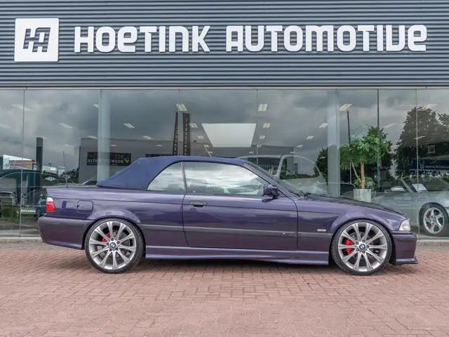 BMW 3 Series view 15