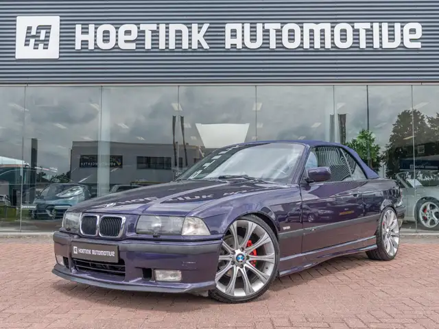 BMW 3 Series view 2