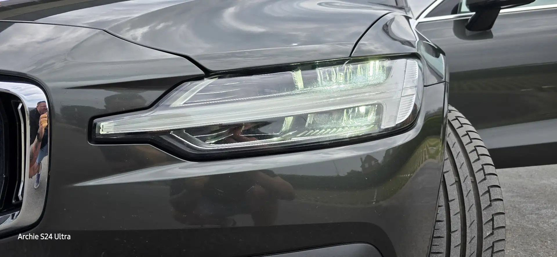 Volvo V60 D4 Geartronic Inscription Bruin - 2