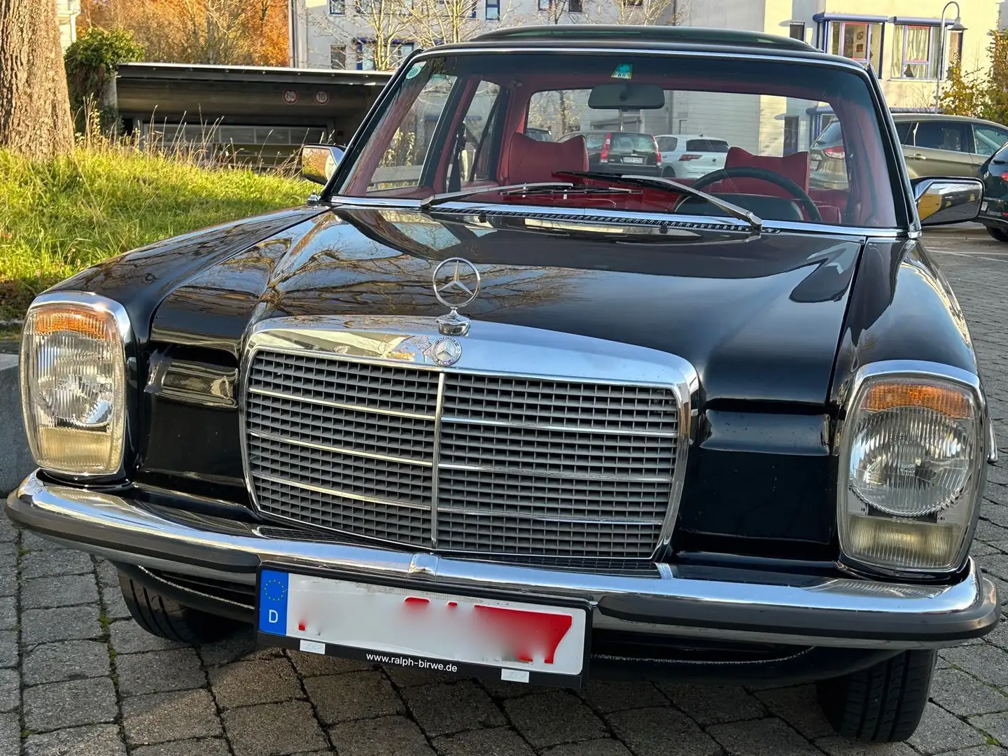 Mercedes-Benz 230 .4 W115 /8, Schiebedach,Leder, Top, WGA 2+ Noir - 2