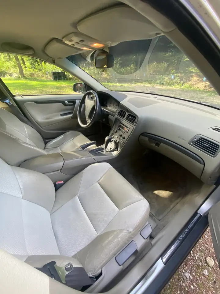Volvo S60 2.4T, foto 6