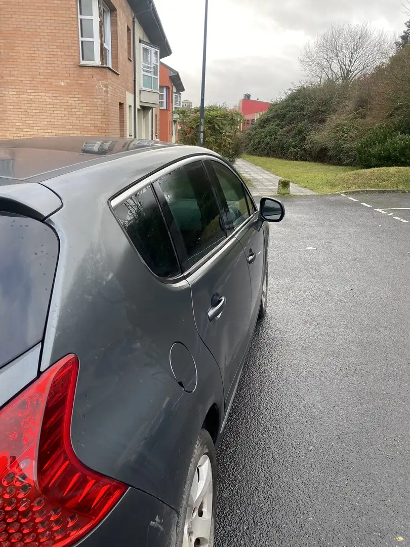 Peugeot 3008 1.6 HDi 112ch FAP Business Pack - 2