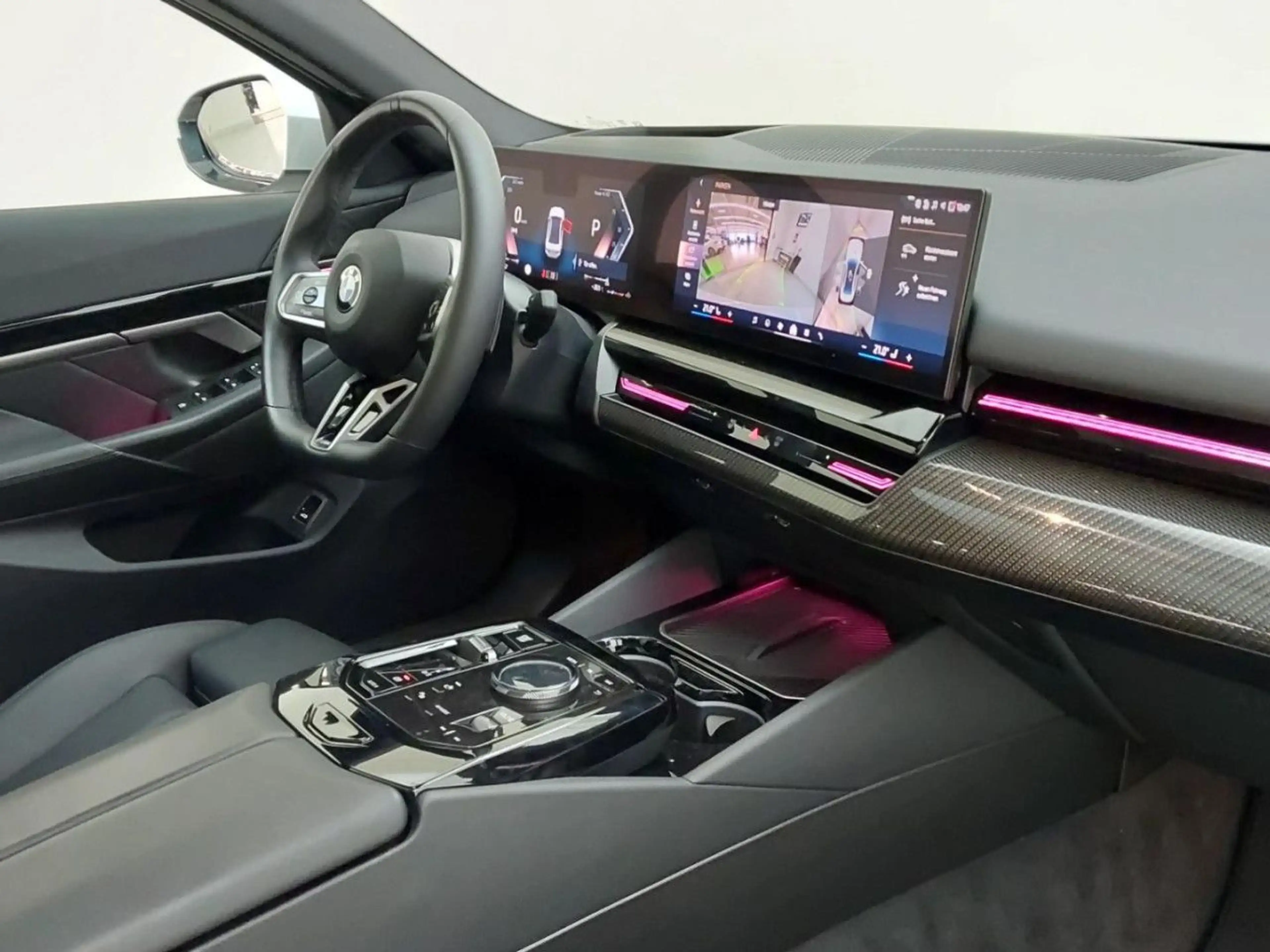 BMW 540 d Limo M SportPRO Pano. LiveProf. HUD IconicGlo — photo 7