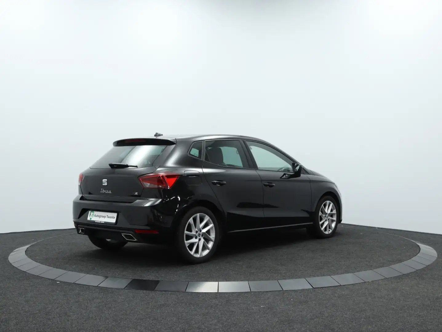 SEAT Ibiza 1.0 EcoTSI FR | Private lease 399 p.m. Zwart - 2