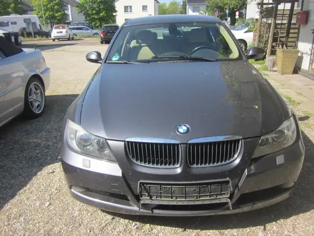 BMW 325 3er 325i Aut.