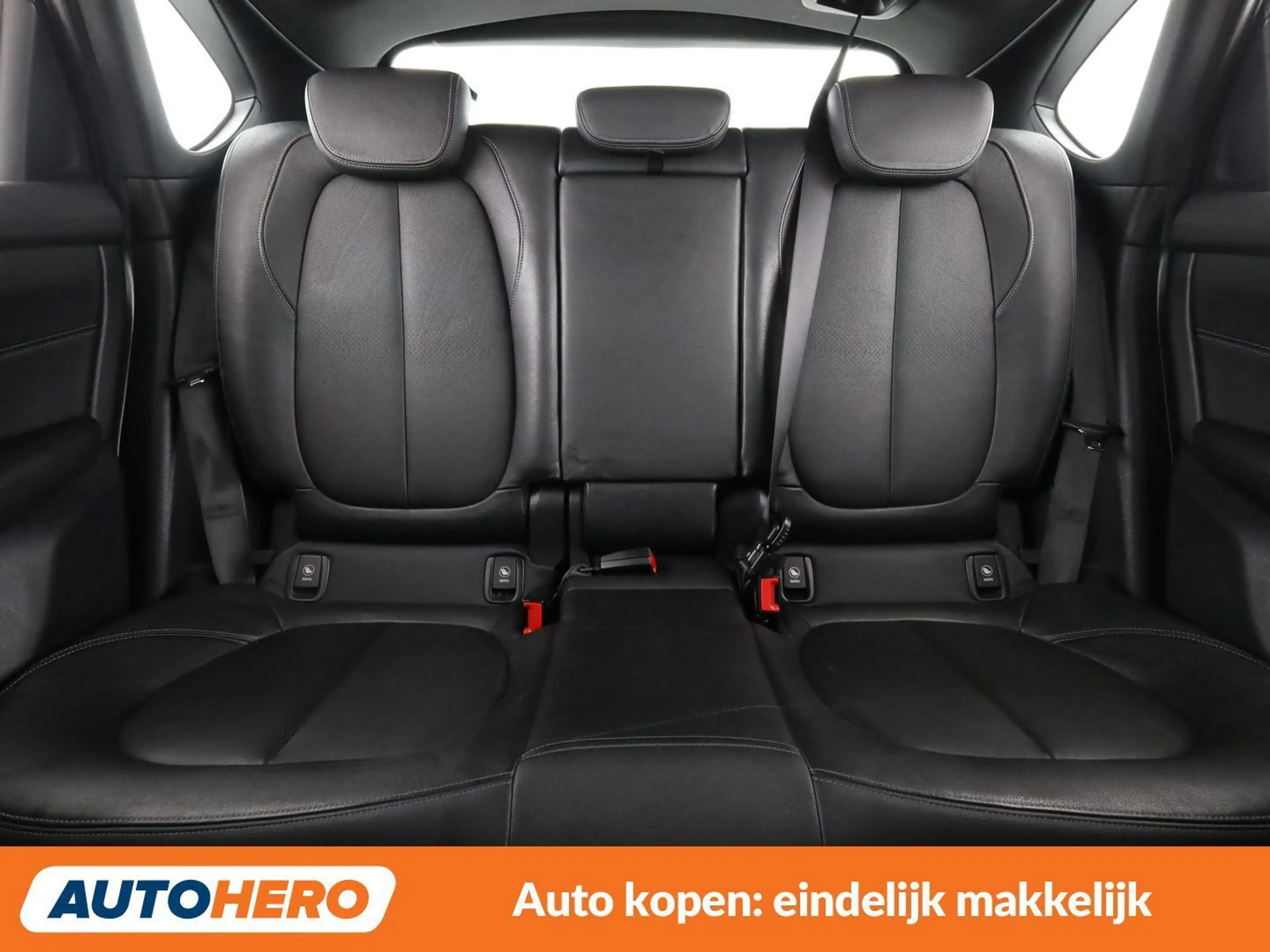 BMW 225 225xe Active Tourer Luxury Line — photo 15
