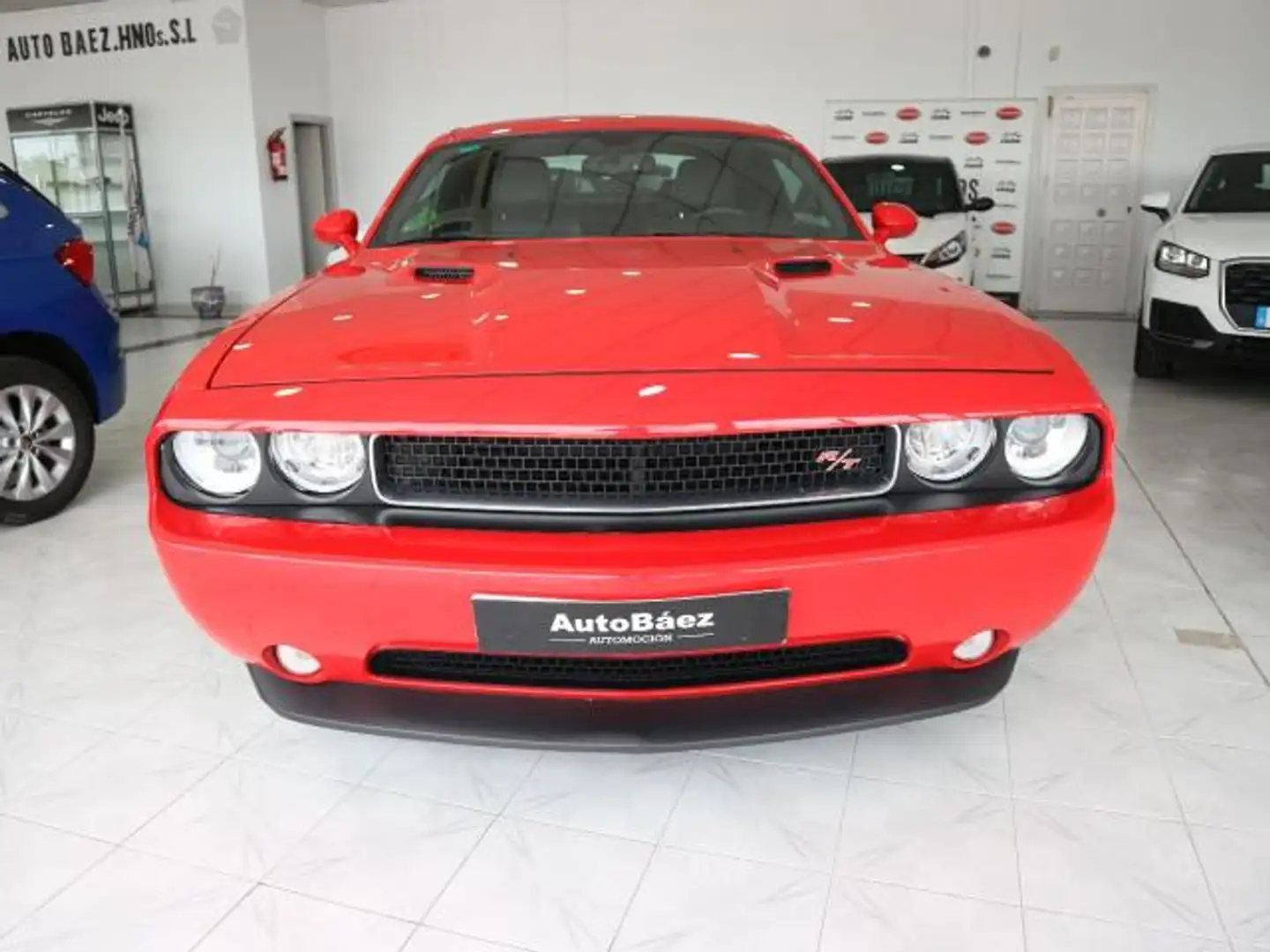 Dodge Challenger R/T 5.7 HEMI V8 Rojo - 2