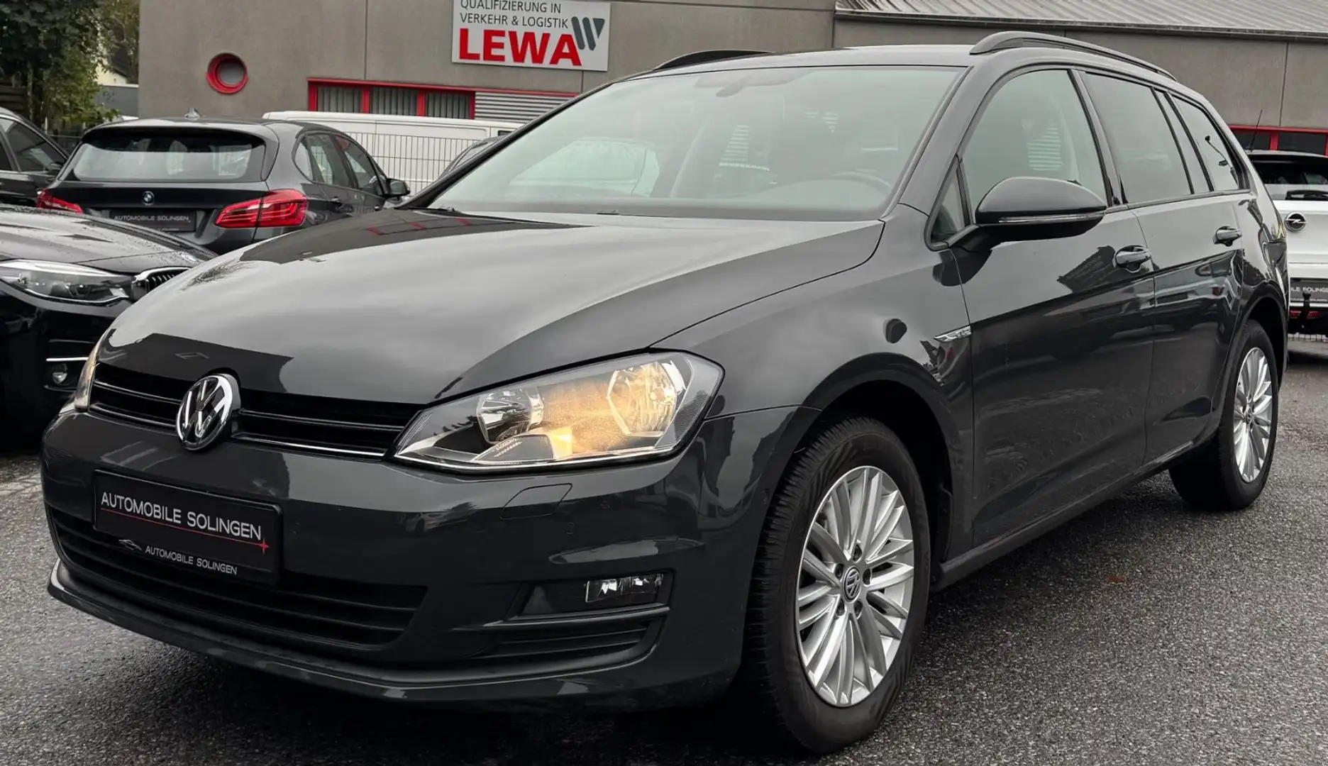 Volkswagen Golf VII Variant Cup BMT ALLW+NAV+AUT+PDC+SHZ+BT Grau - 1