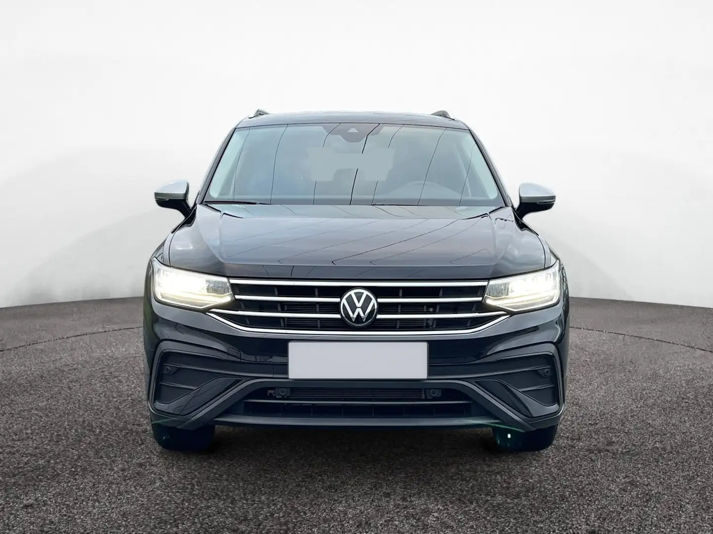 Volkswagen Tiguan Allspace Life TDI DSG|AHK|7S.|el.HECK|NAV Schwarz - 2