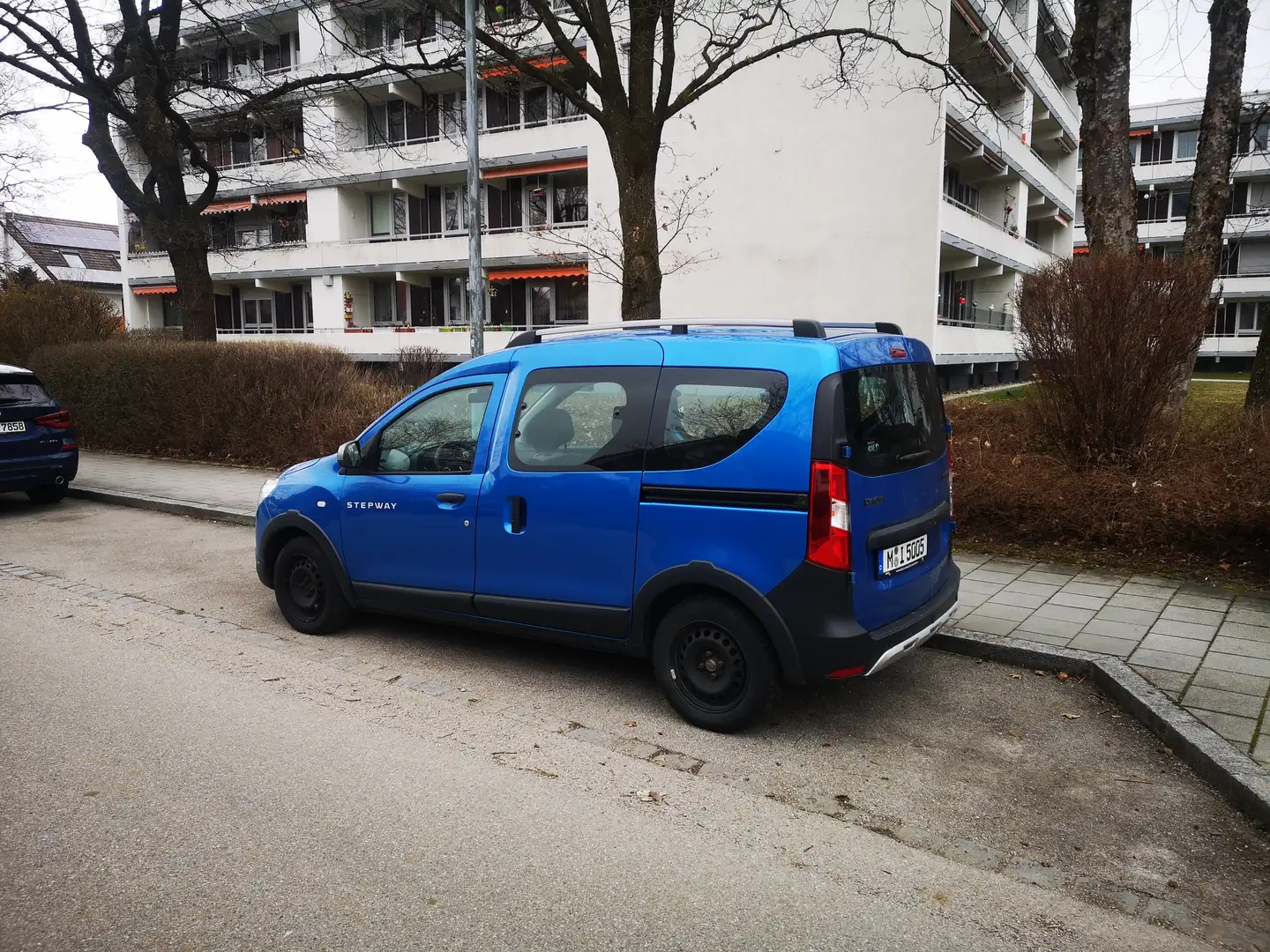 Dacia Dokker Dokker Blue dCi 75 Essential Blau - 2