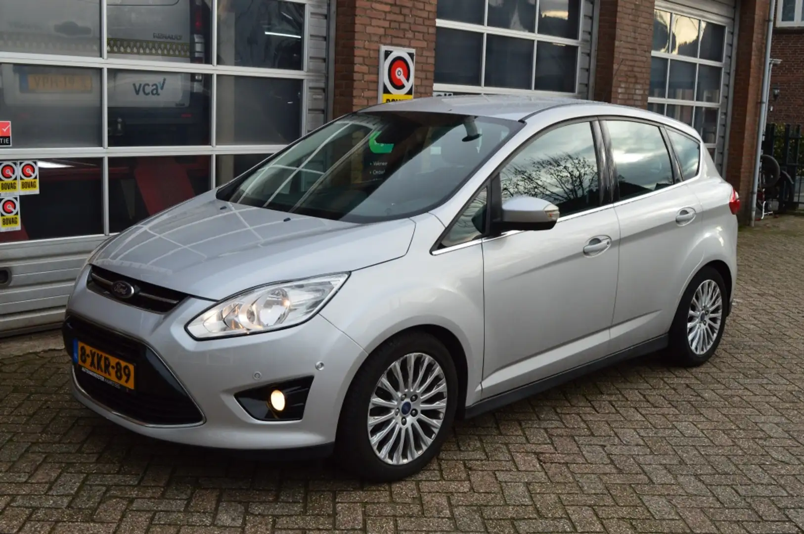 Ford C-Max 1.0 Edit.Plus BIJGELUID IN MOTOR!! Grijs - 1