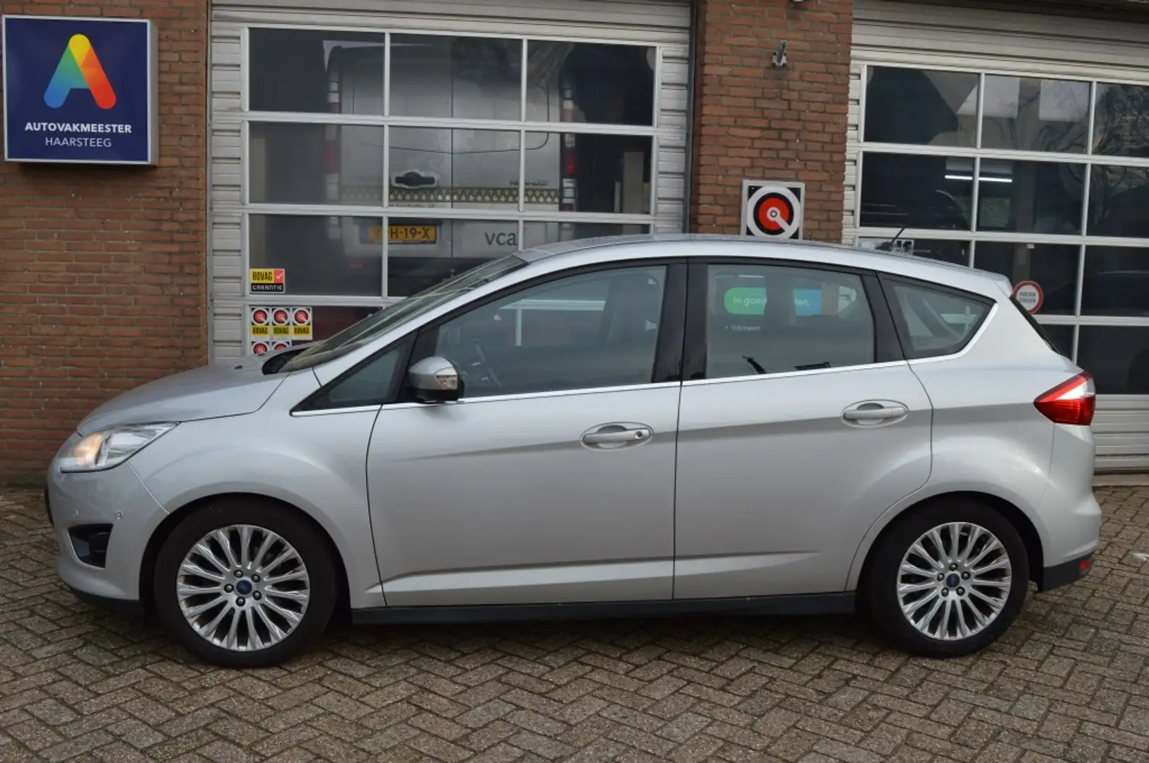 Ford C-Max 1.0 Edit.Plus BIJGELUID IN MOTOR!! Grijs - 2