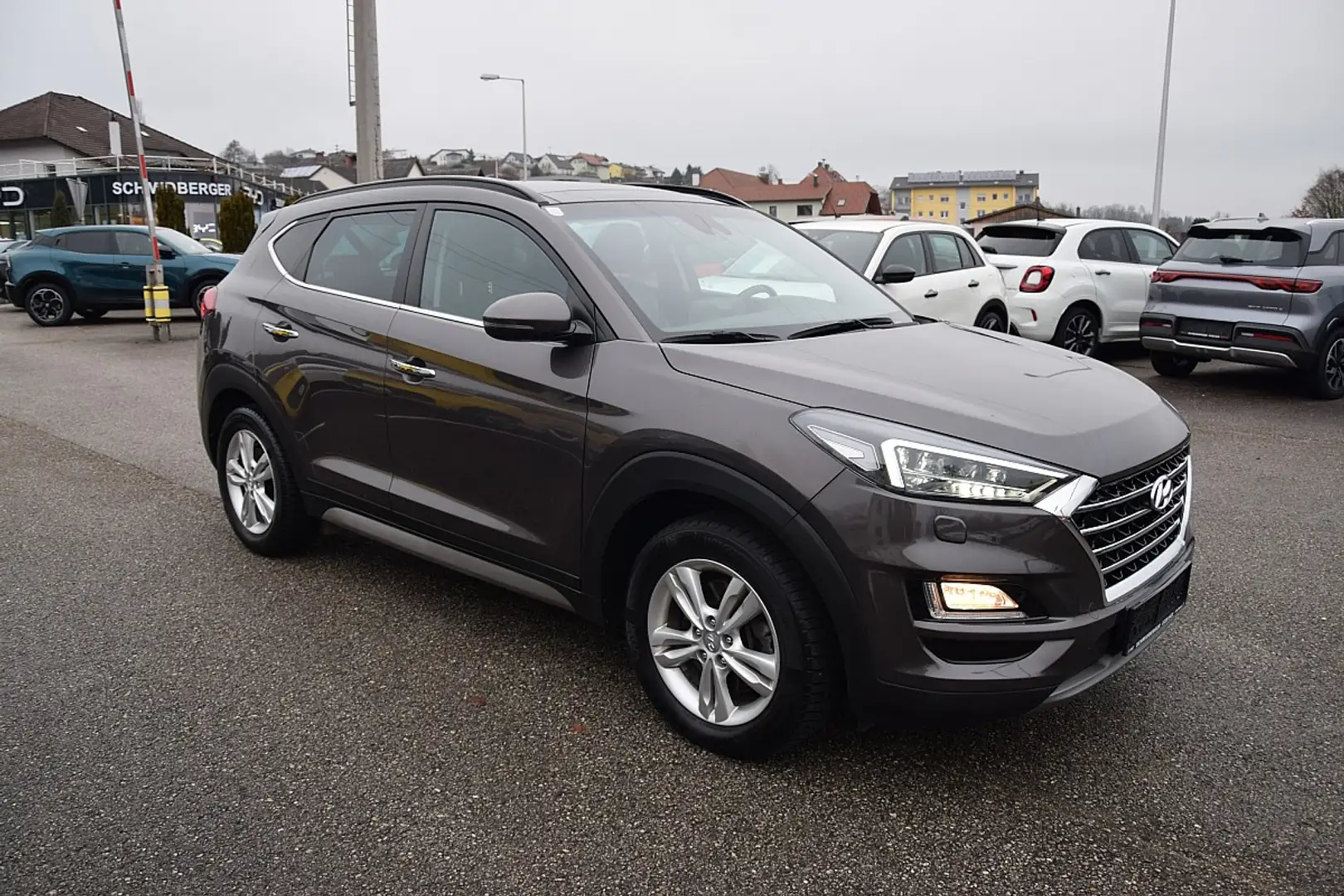 Hyundai TUCSON Tucson 1,6 CRDI 4WD Level 6 DCT Aut. **AHK** Gris - 2