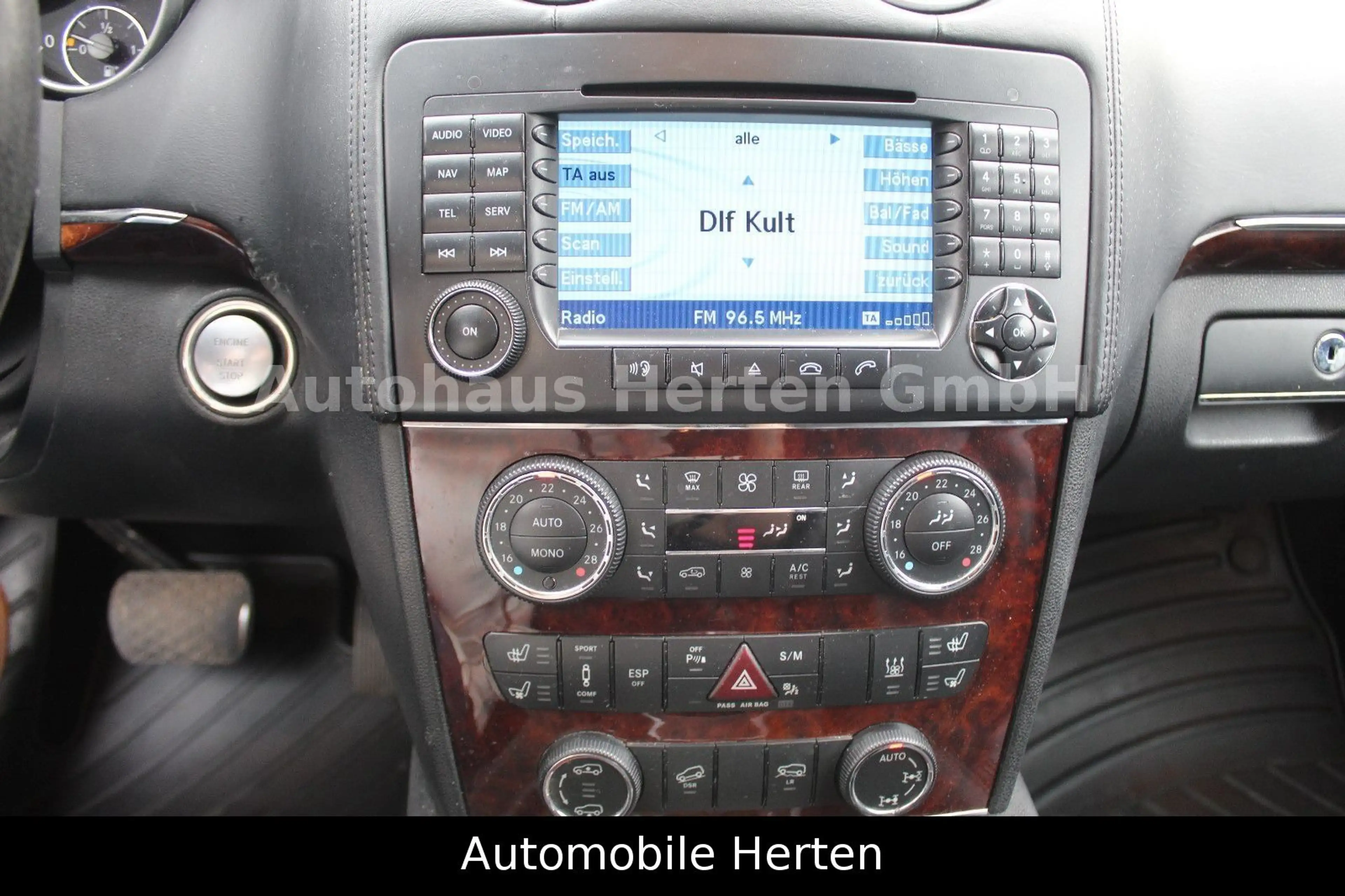 Mercedes-Benz GL 420 CDI 4Matic*AMG PAKET*7SITZER*NAVI*XENON* — photo 12