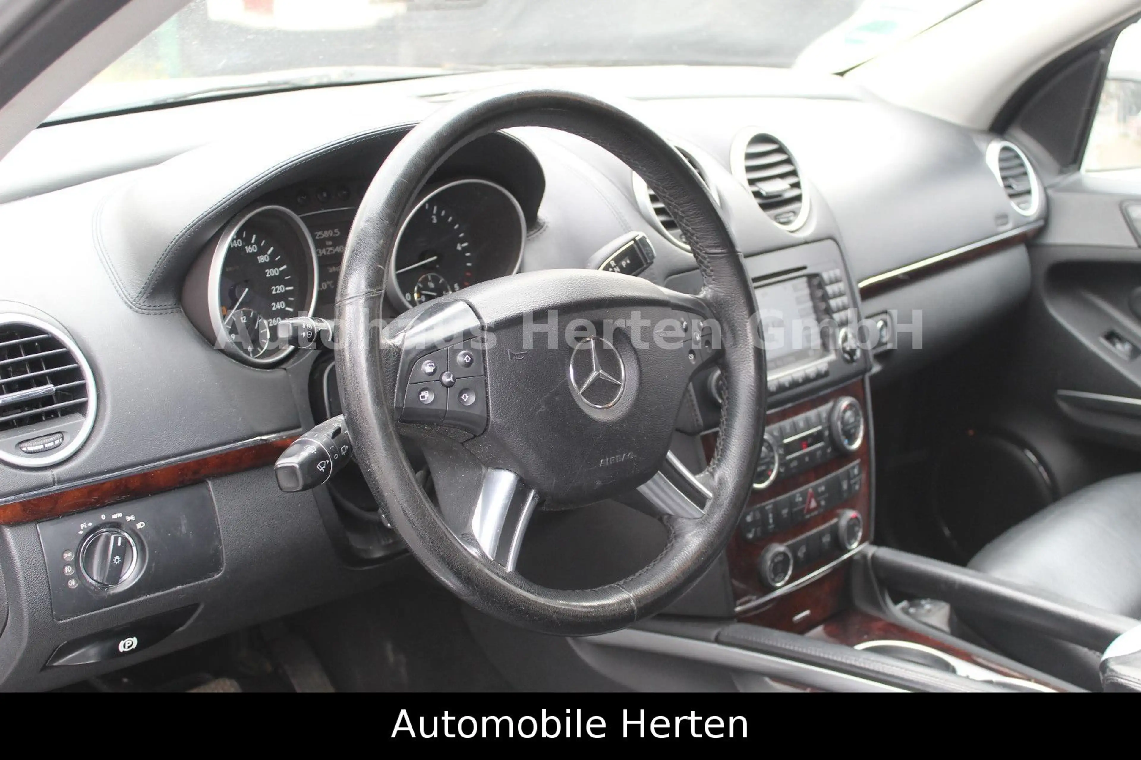 Mercedes-Benz GL 420 CDI 4Matic*AMG PAKET*7SITZER*NAVI*XENON* — photo 11