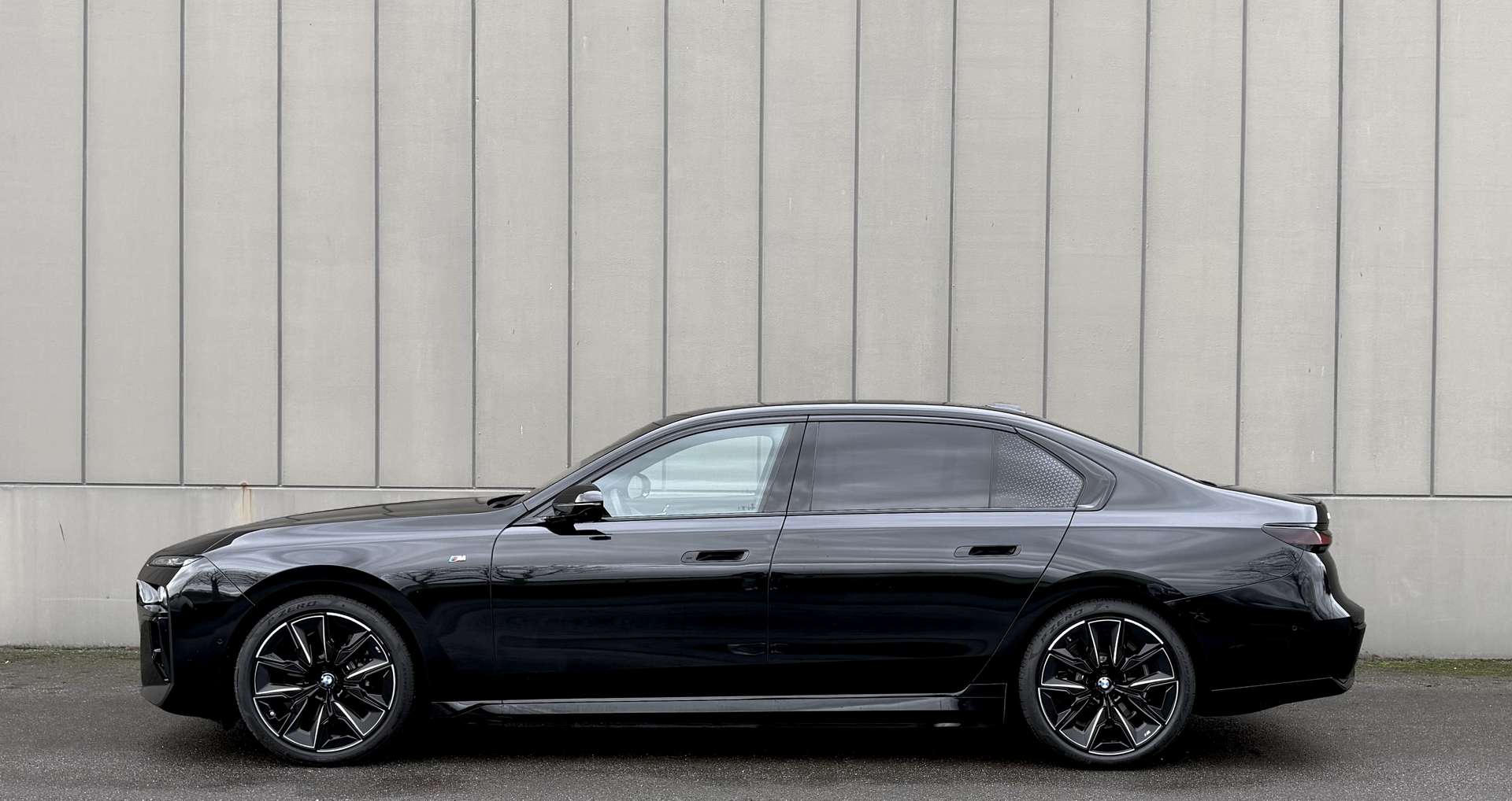 BMW I7 M Sport XDrive60 - - Joinsteer - #3