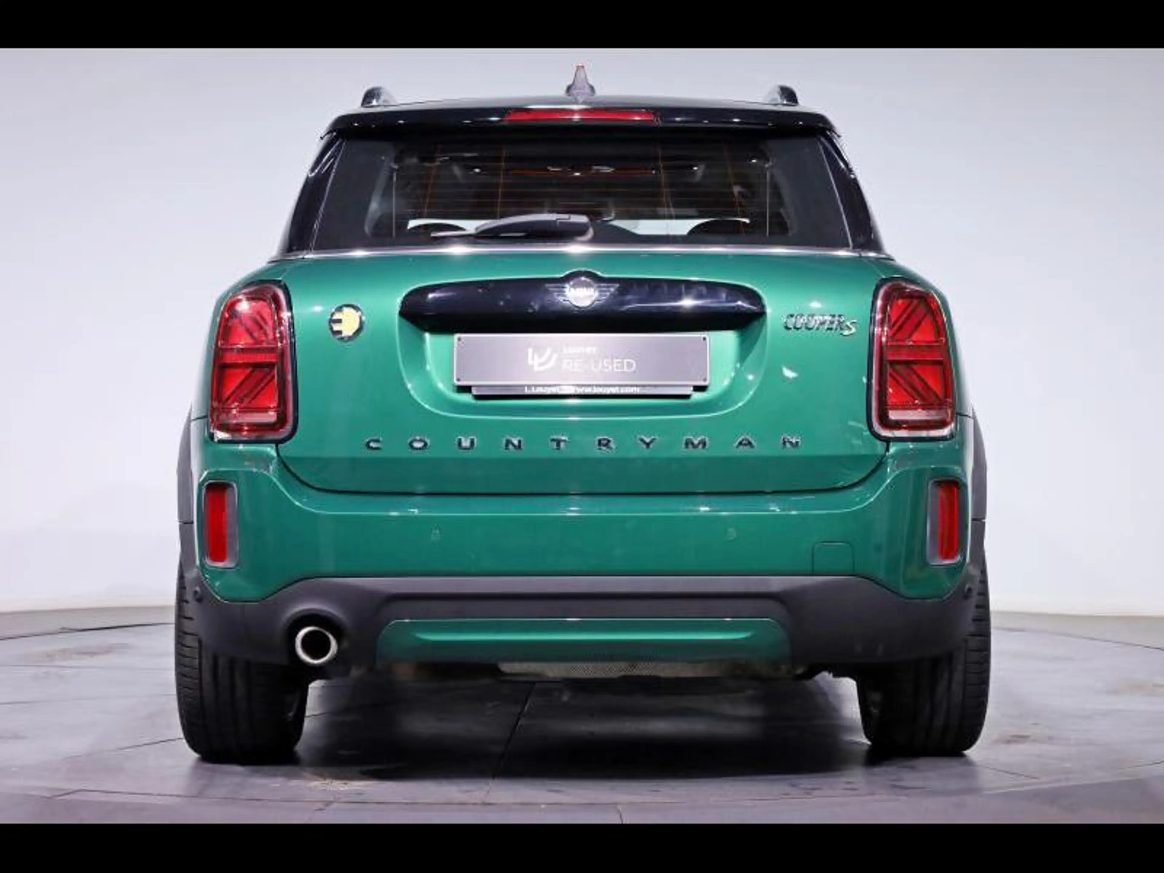 MINI Cooper SE Countryman ALL4 — photo 4