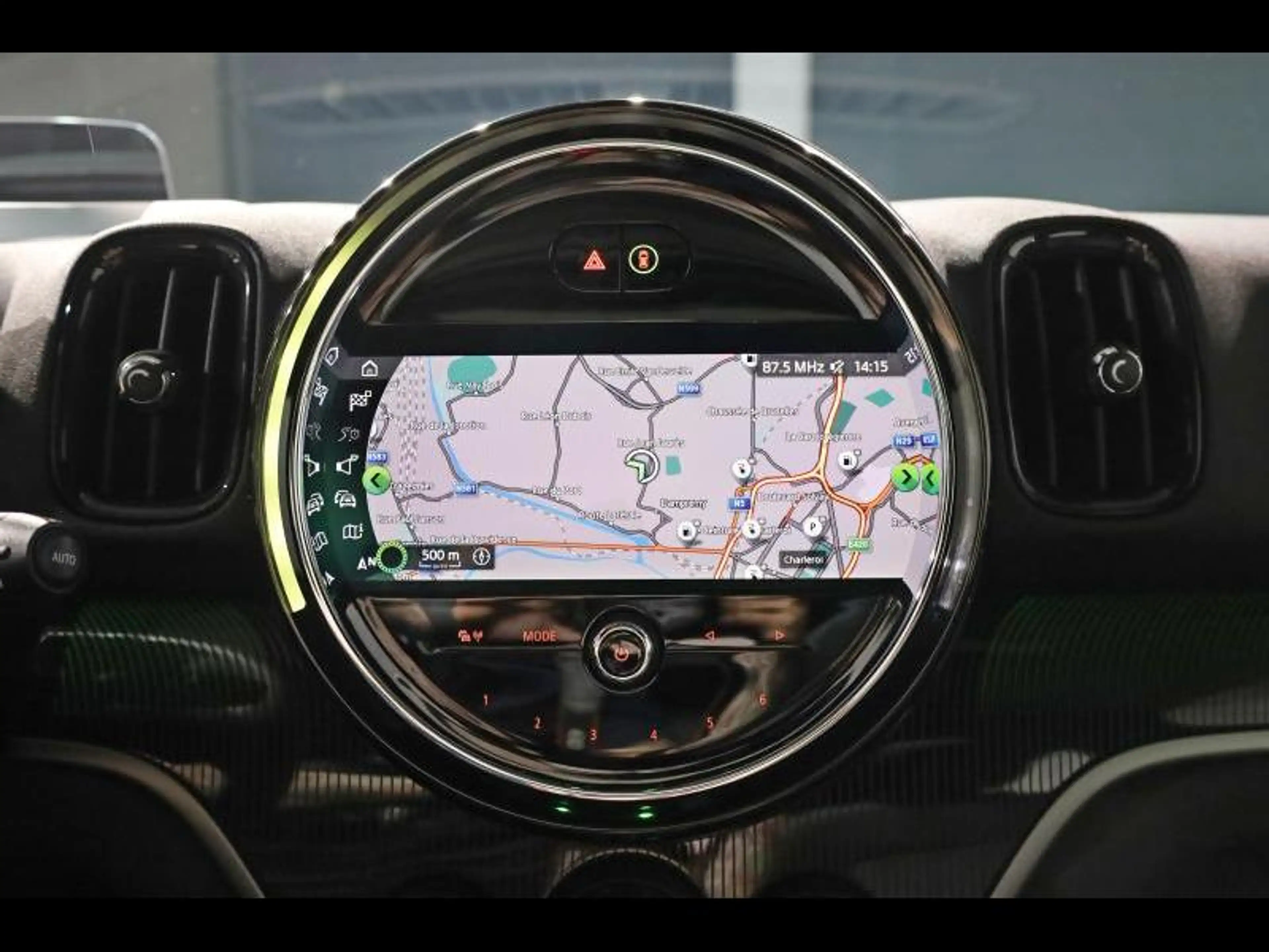 MINI Cooper SE Countryman ALL4 — photo 14