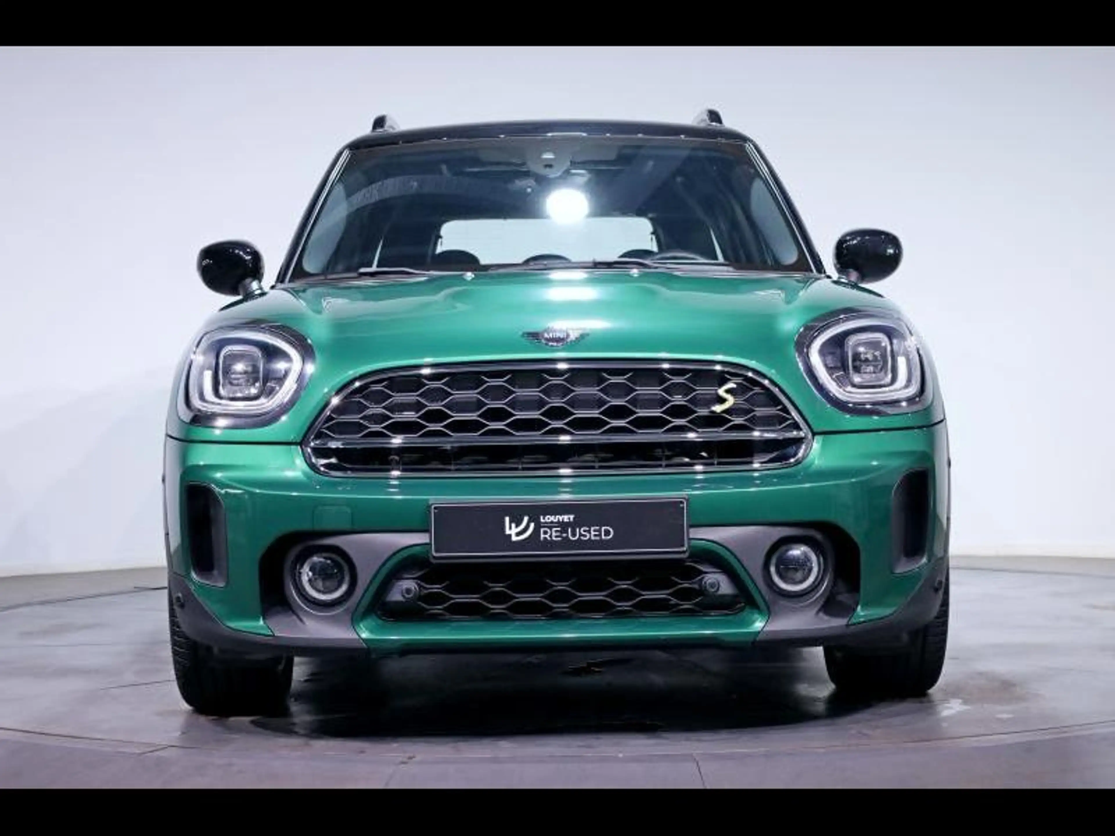 MINI Cooper SE Countryman ALL4 — photo 2
