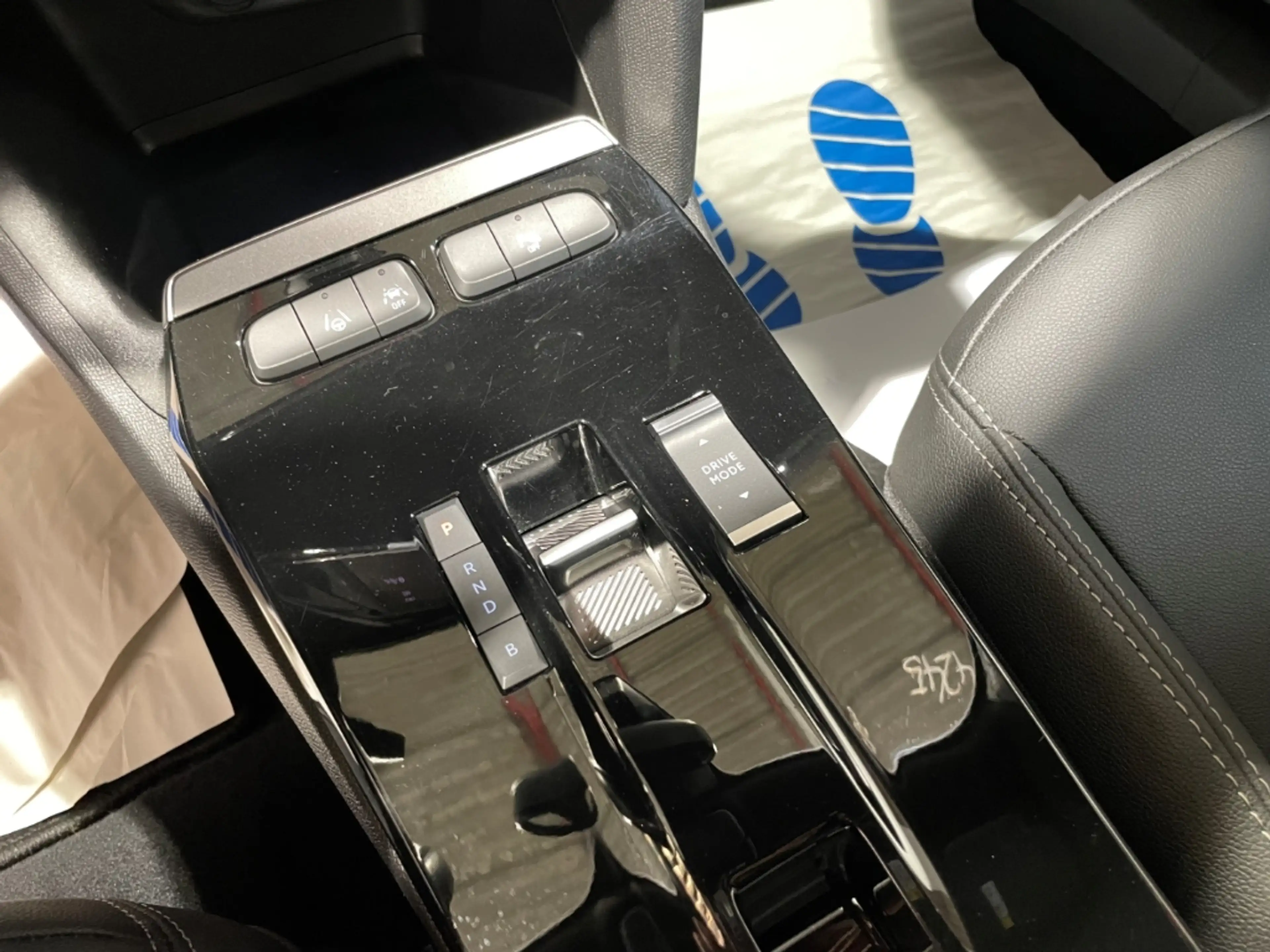 Opel Mokka-E Ultimate Navi LED ACC Rückfahrkamera Virtual Cockp — photo 11