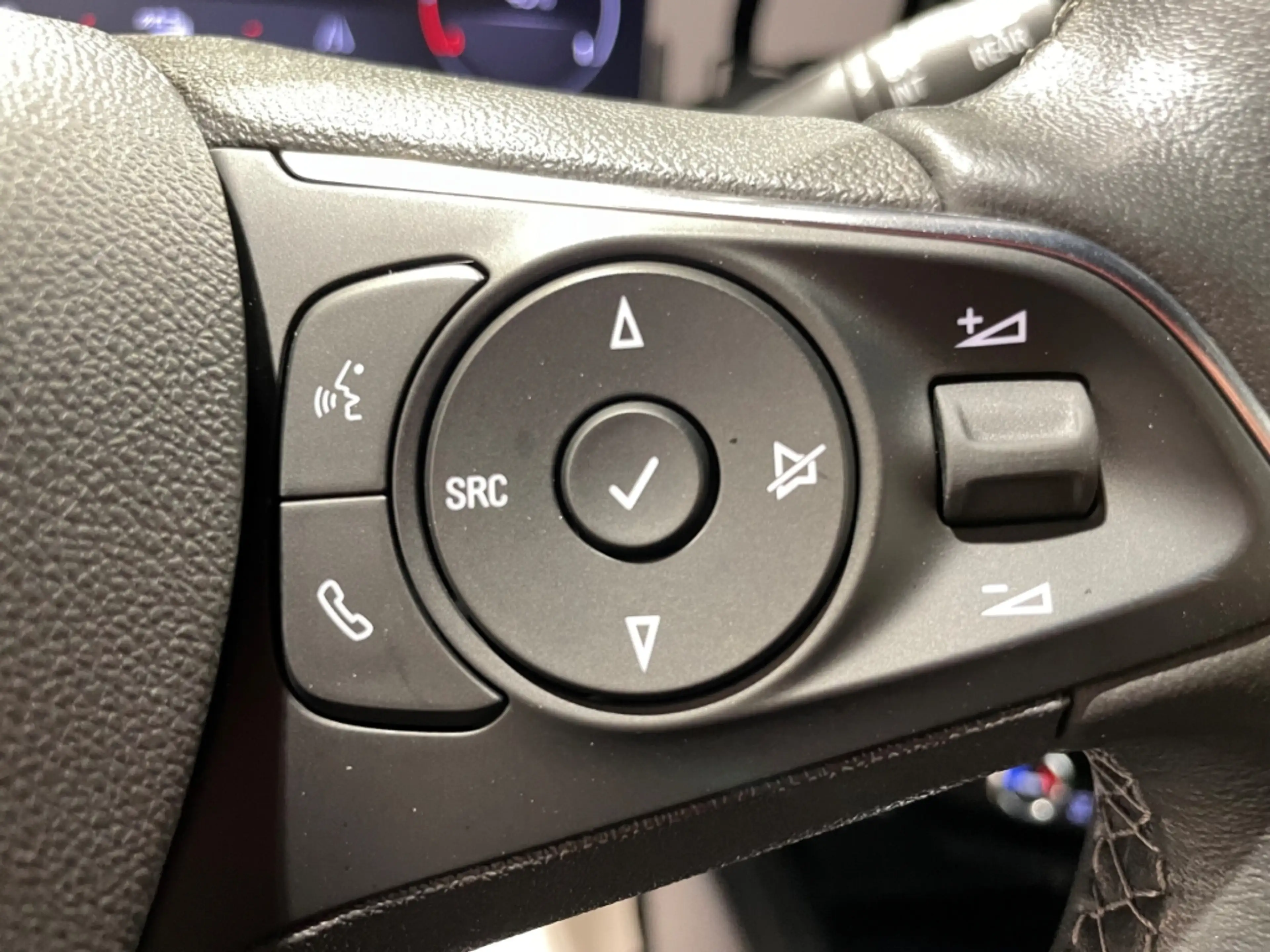 Opel Mokka-E Ultimate Navi LED ACC Rückfahrkamera Virtual Cockp — photo 14